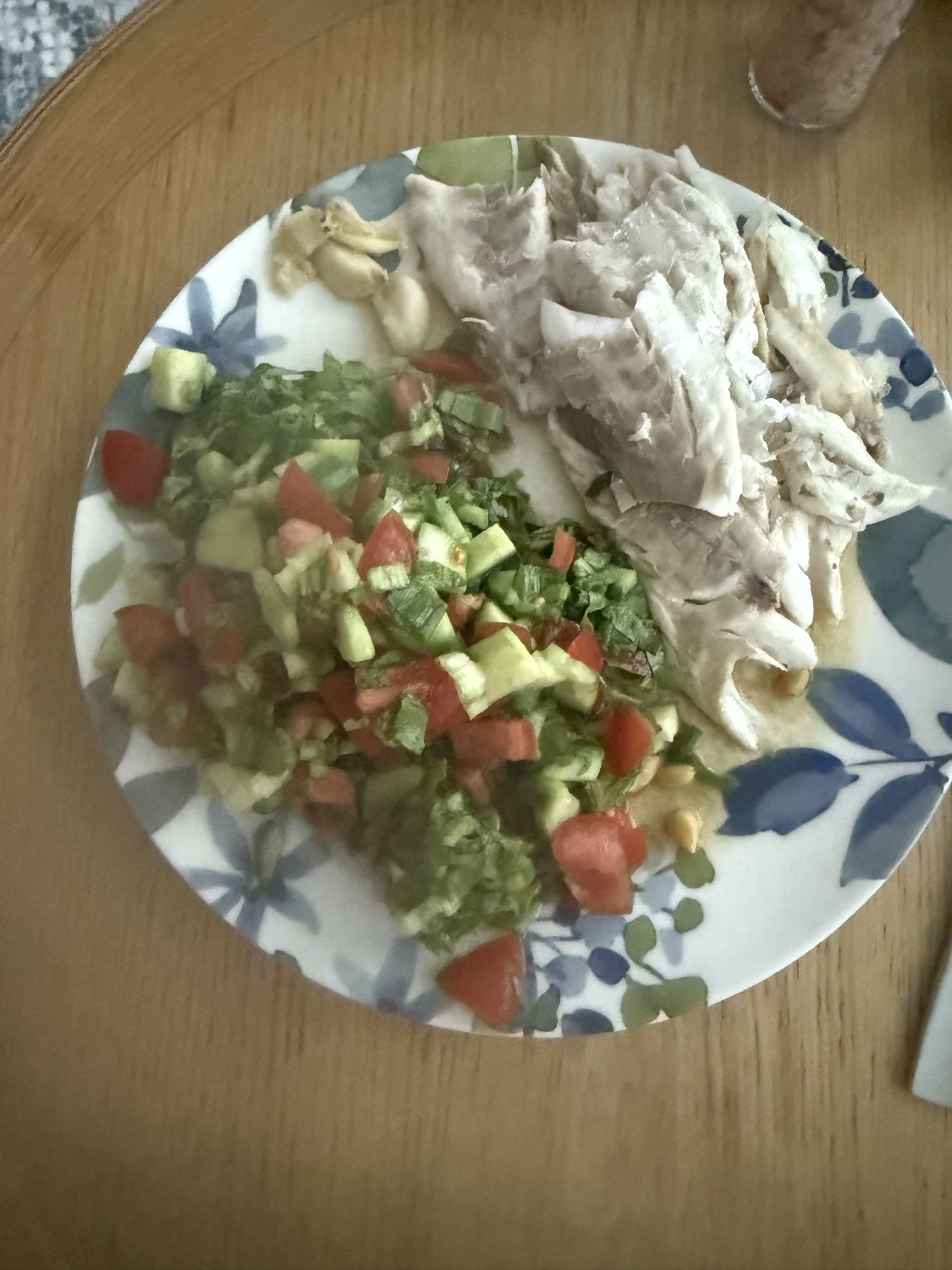 Tavuklu mevsim salata