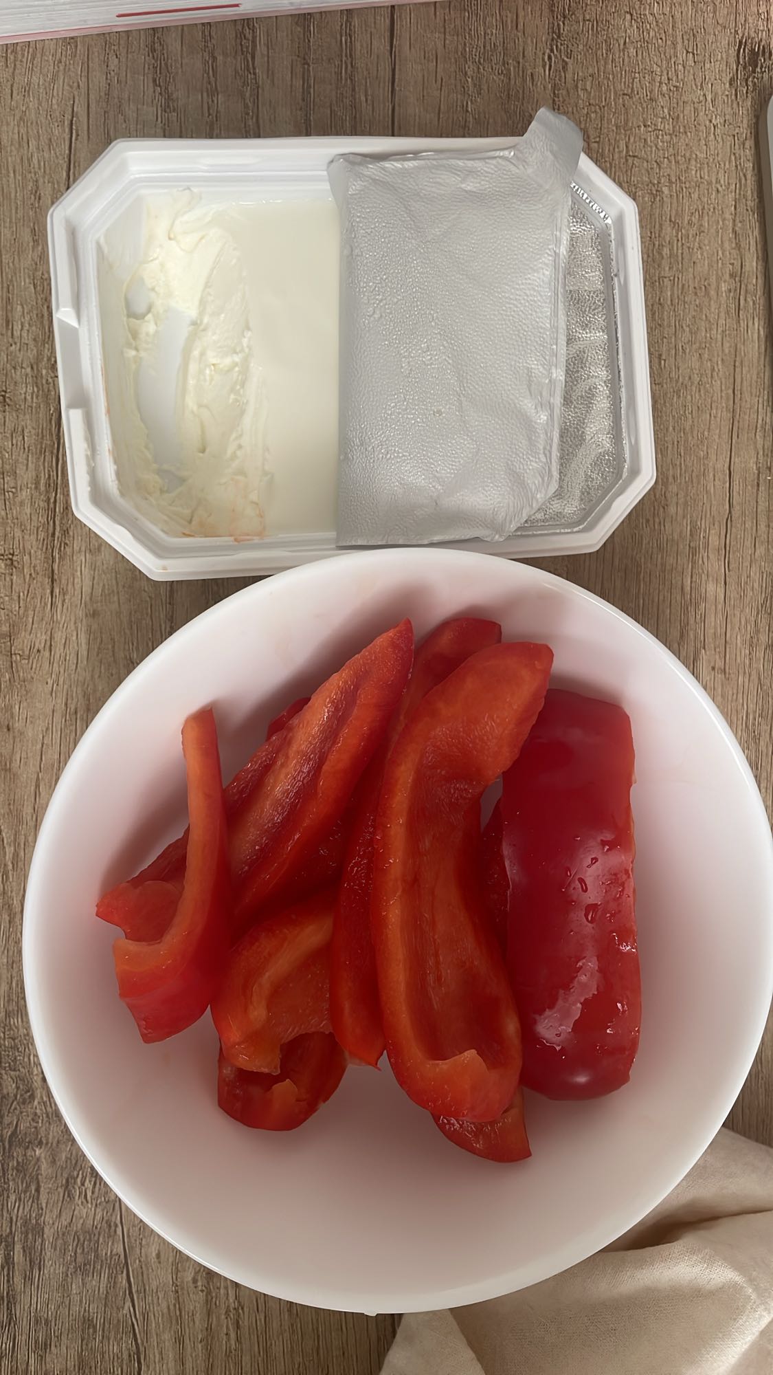 Yogurt and Red Pepper