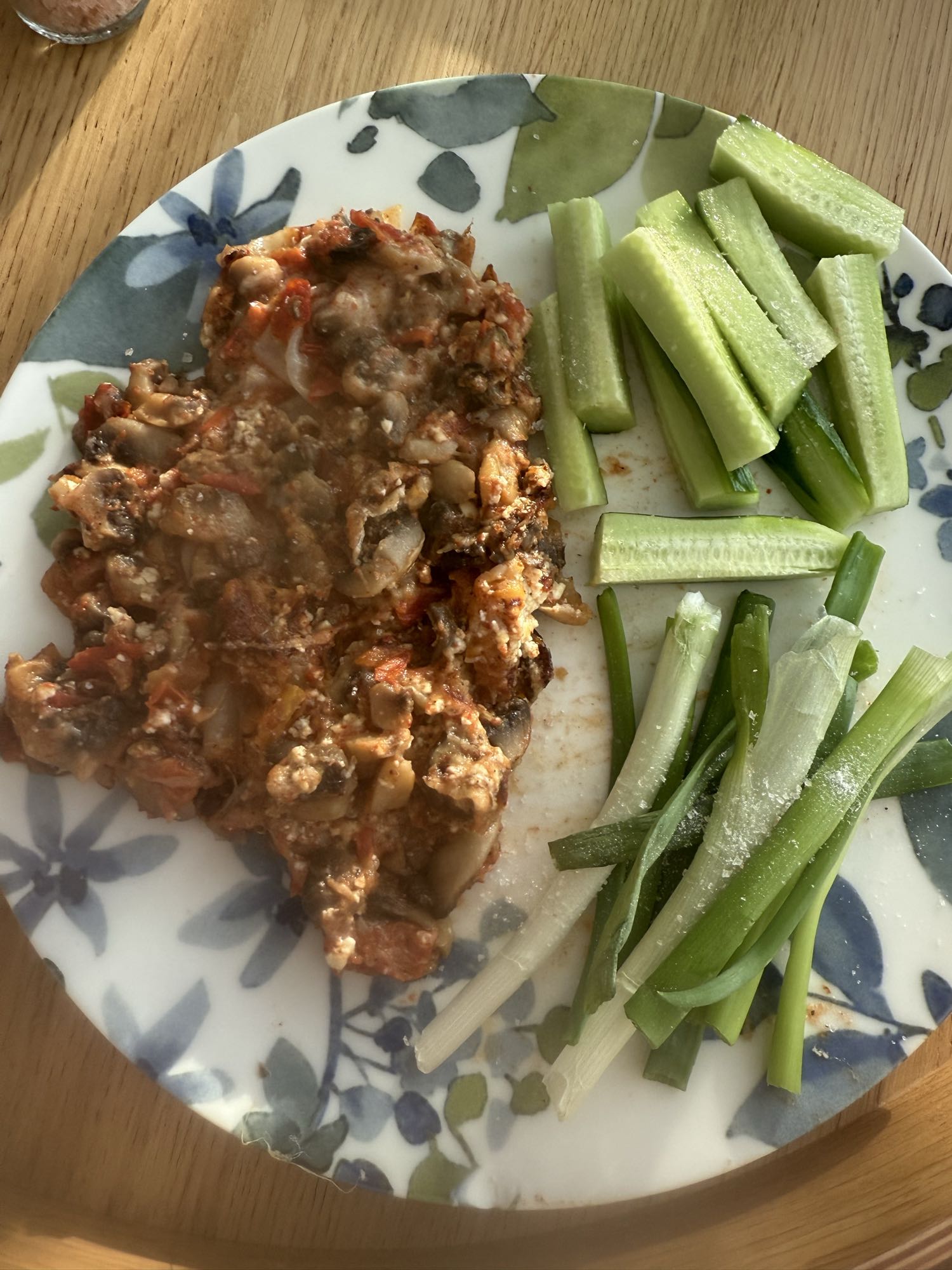 Mantarlı yumurta tabağı