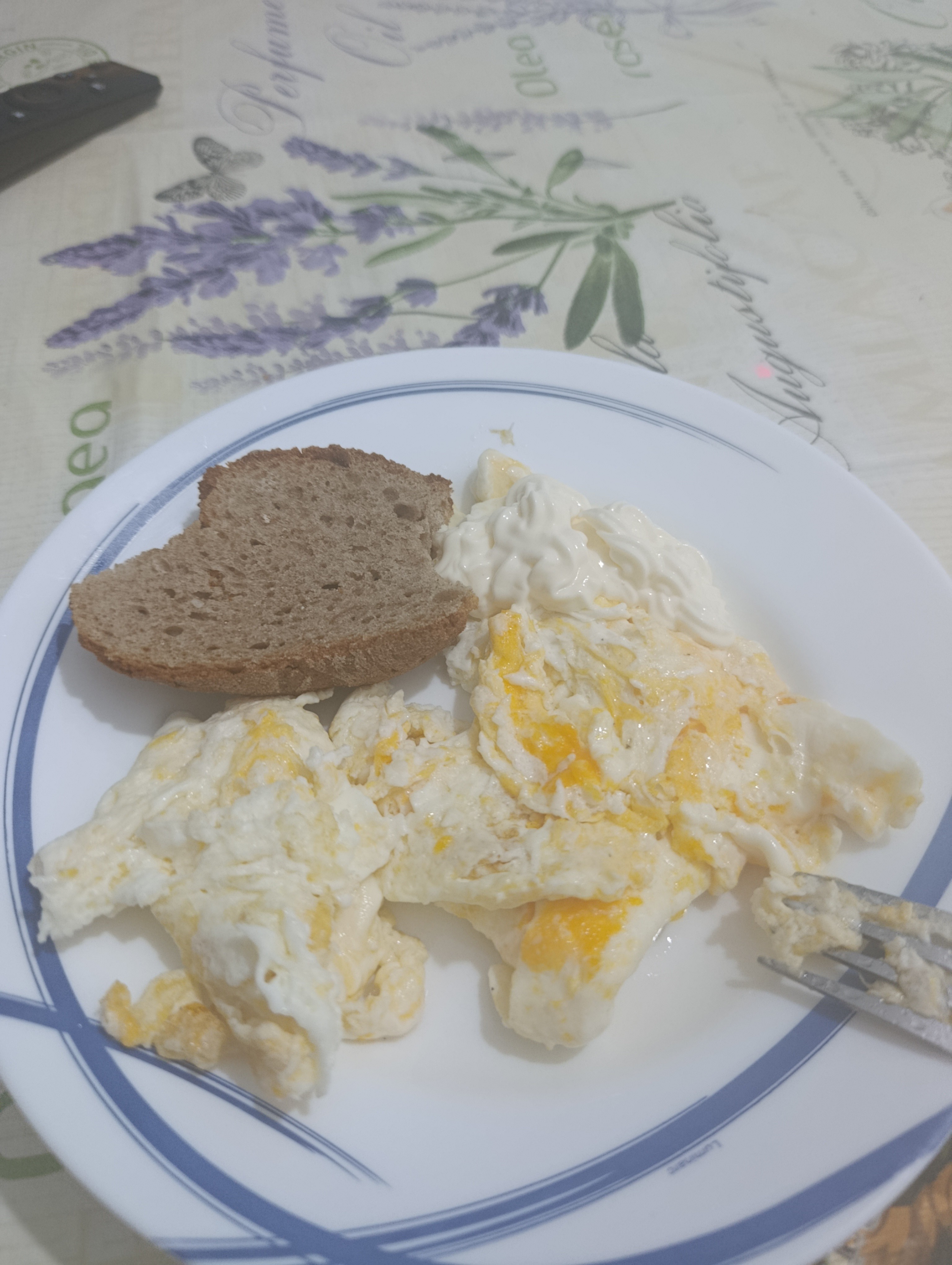 huevos con pan