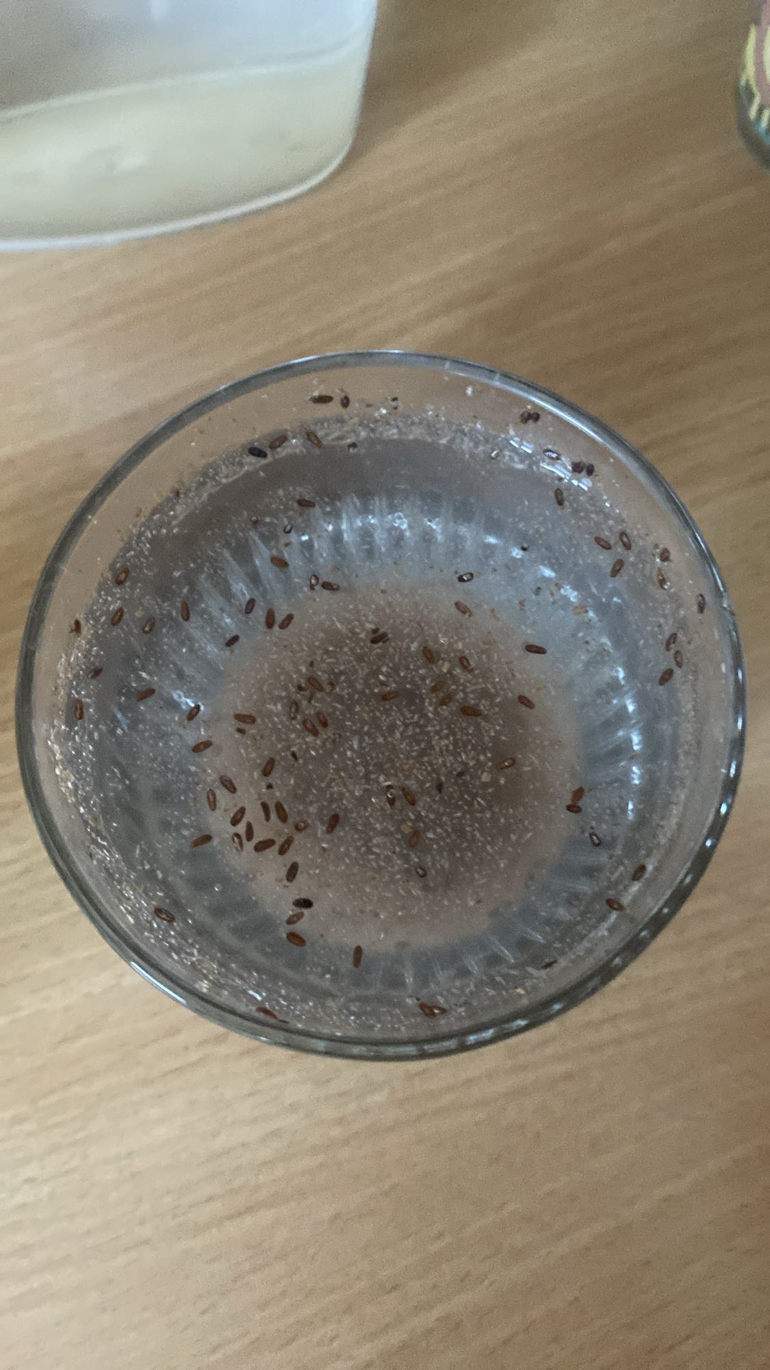 Woda z siemieniem