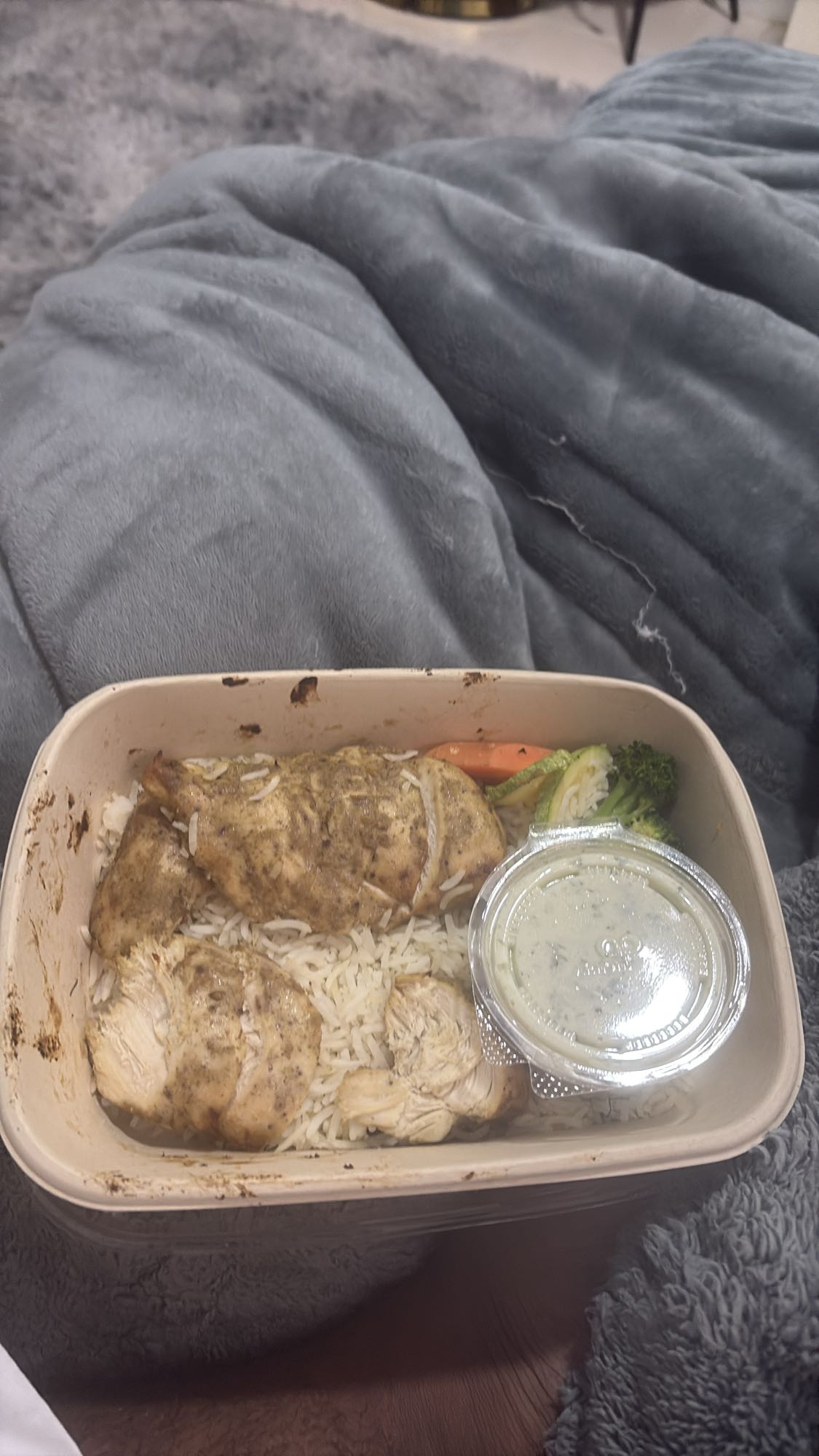 دجاج مع أرز وخضار