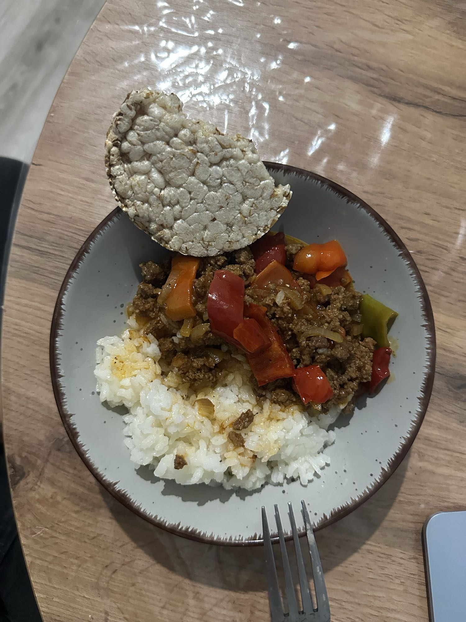 Рис с фаршем и перцем