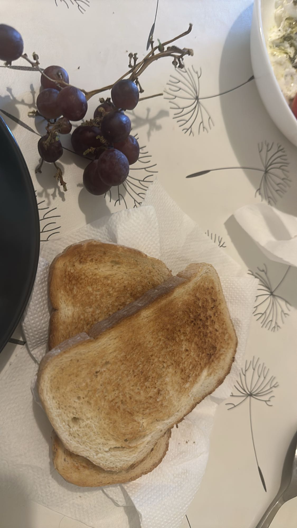 Toast and Grapes