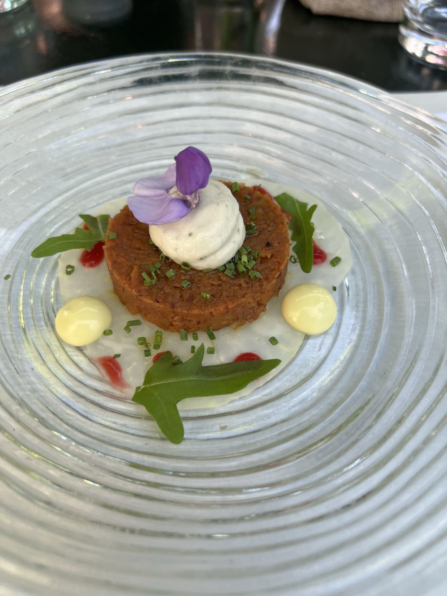 Gemüsetatar mit Creme