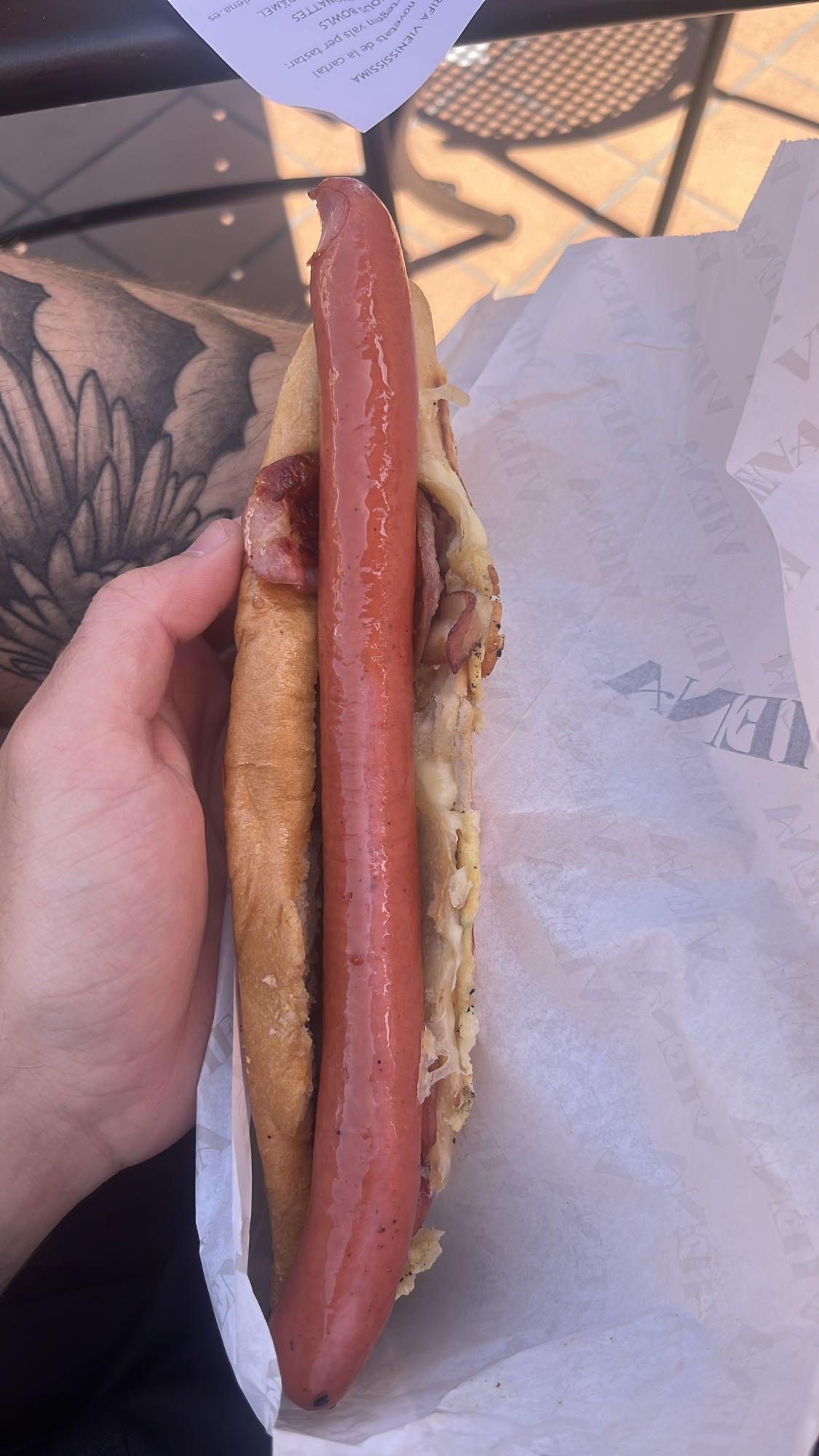 perrito con queso y beicon