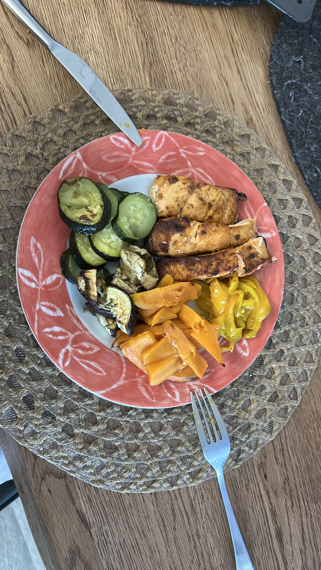 Salmone e verdure
