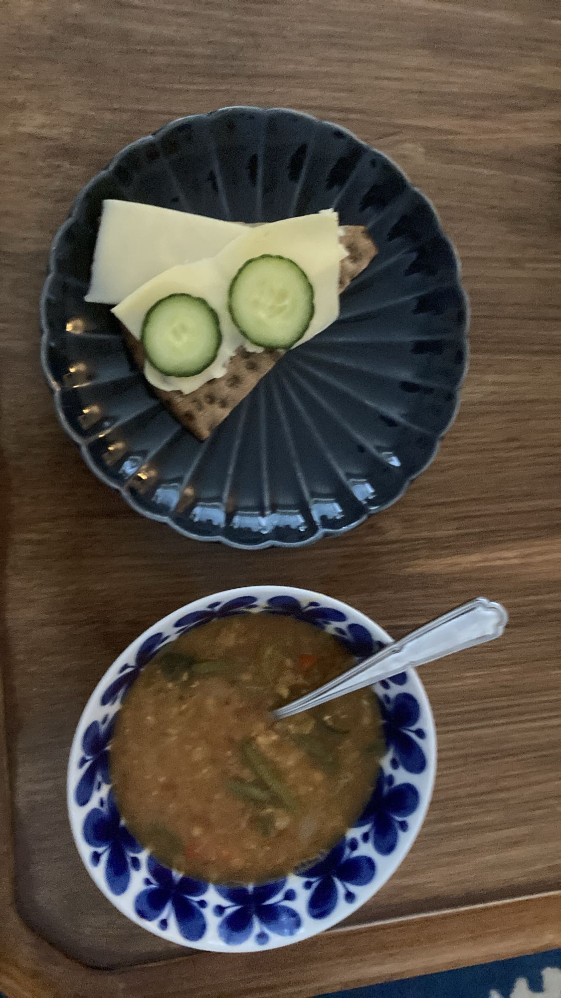 Soppa med knäcke