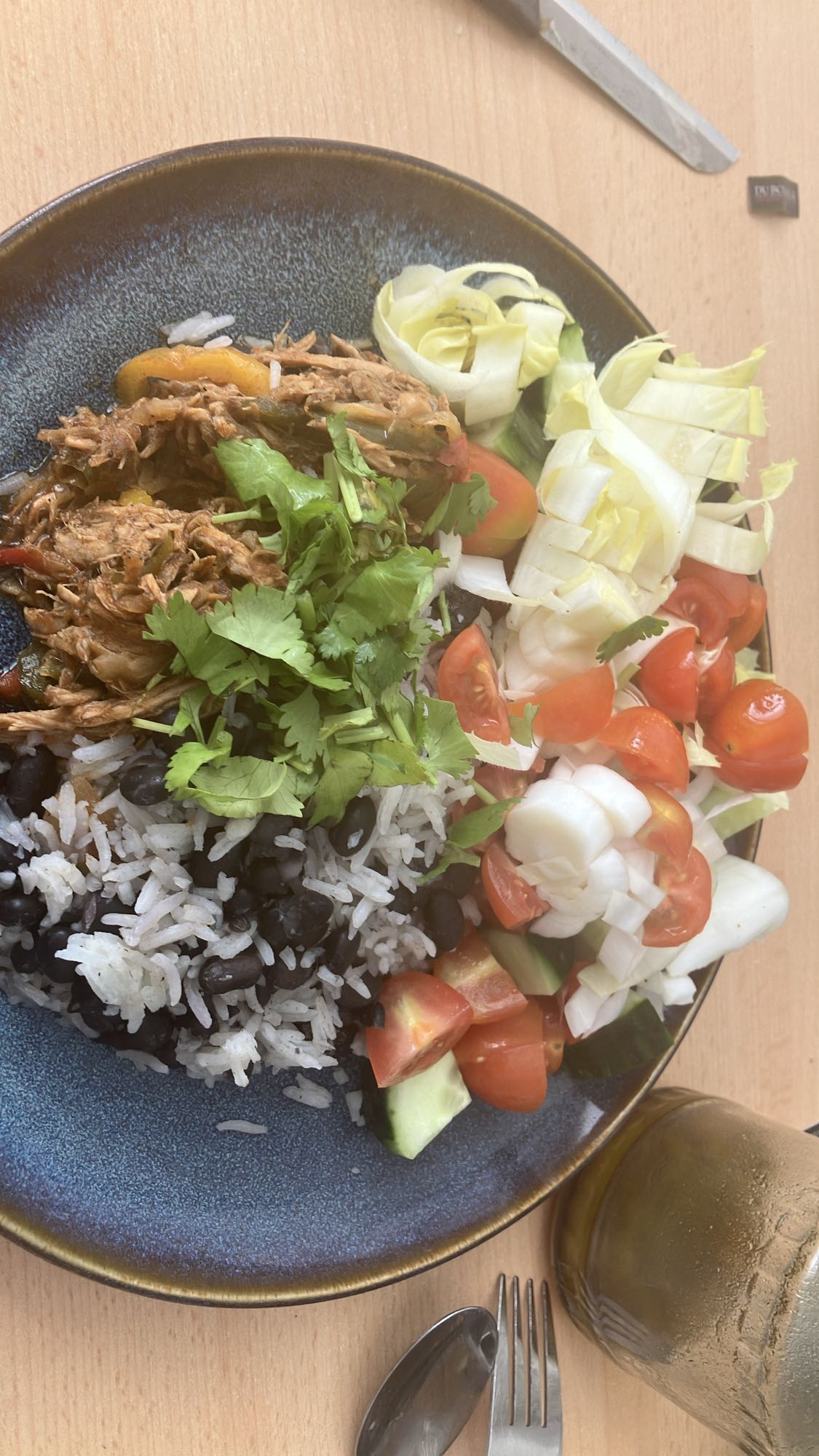 frango com arroz e salada