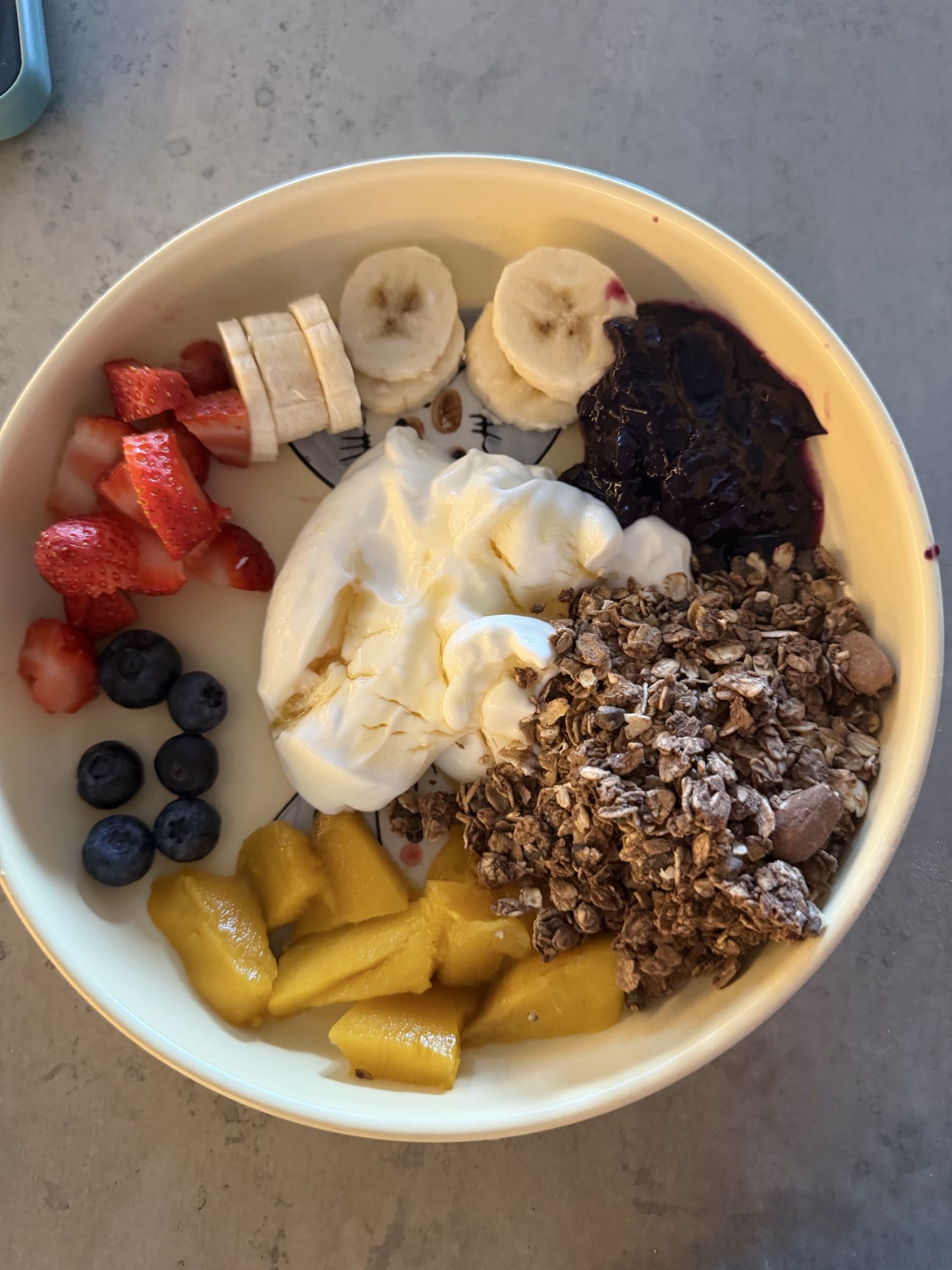 bol de yogur con fruta