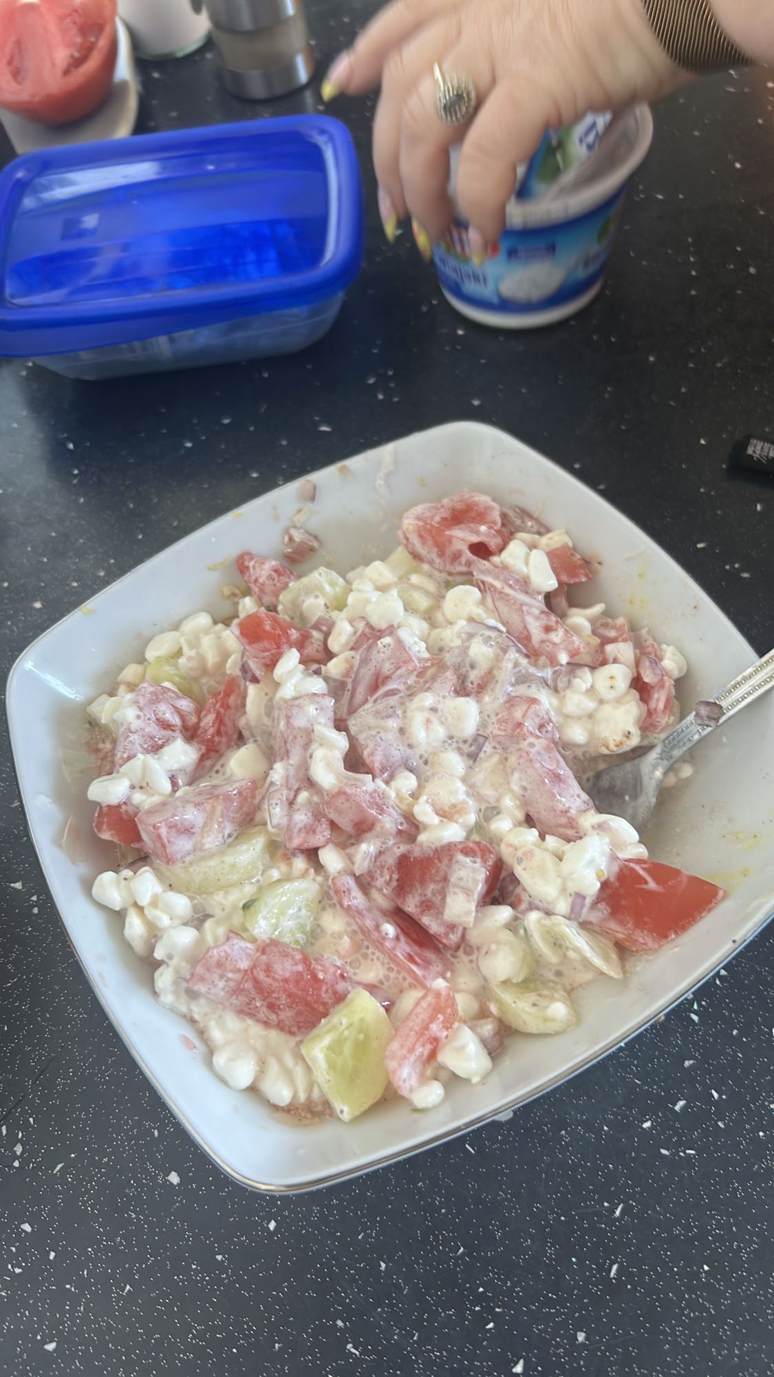 Sałatka z pomidorem