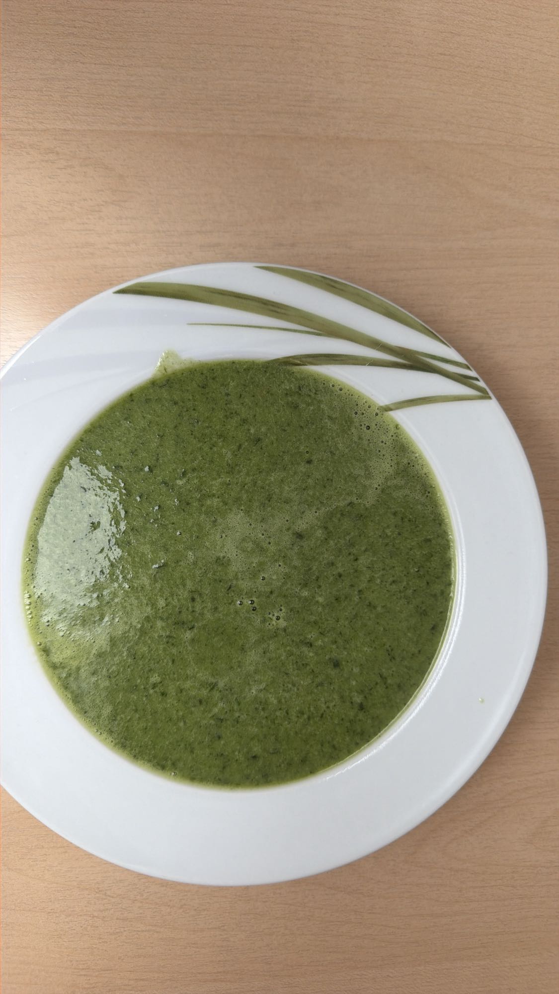 Grüne Spinatsuppe