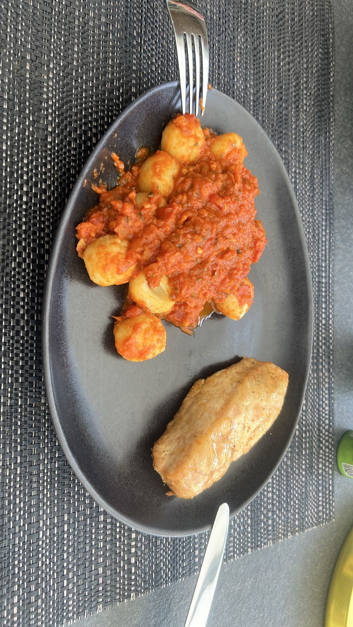 Hähnchen mit Gnocchi