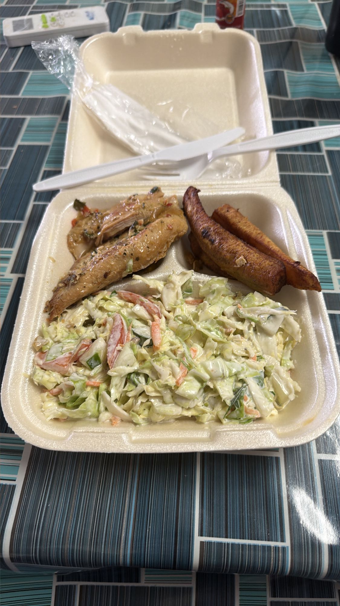 pollo con ensalada