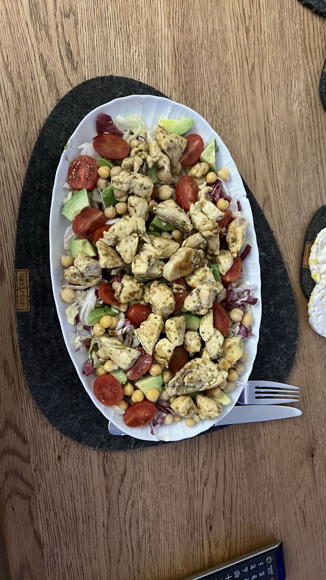 Insalata pollo e ceci