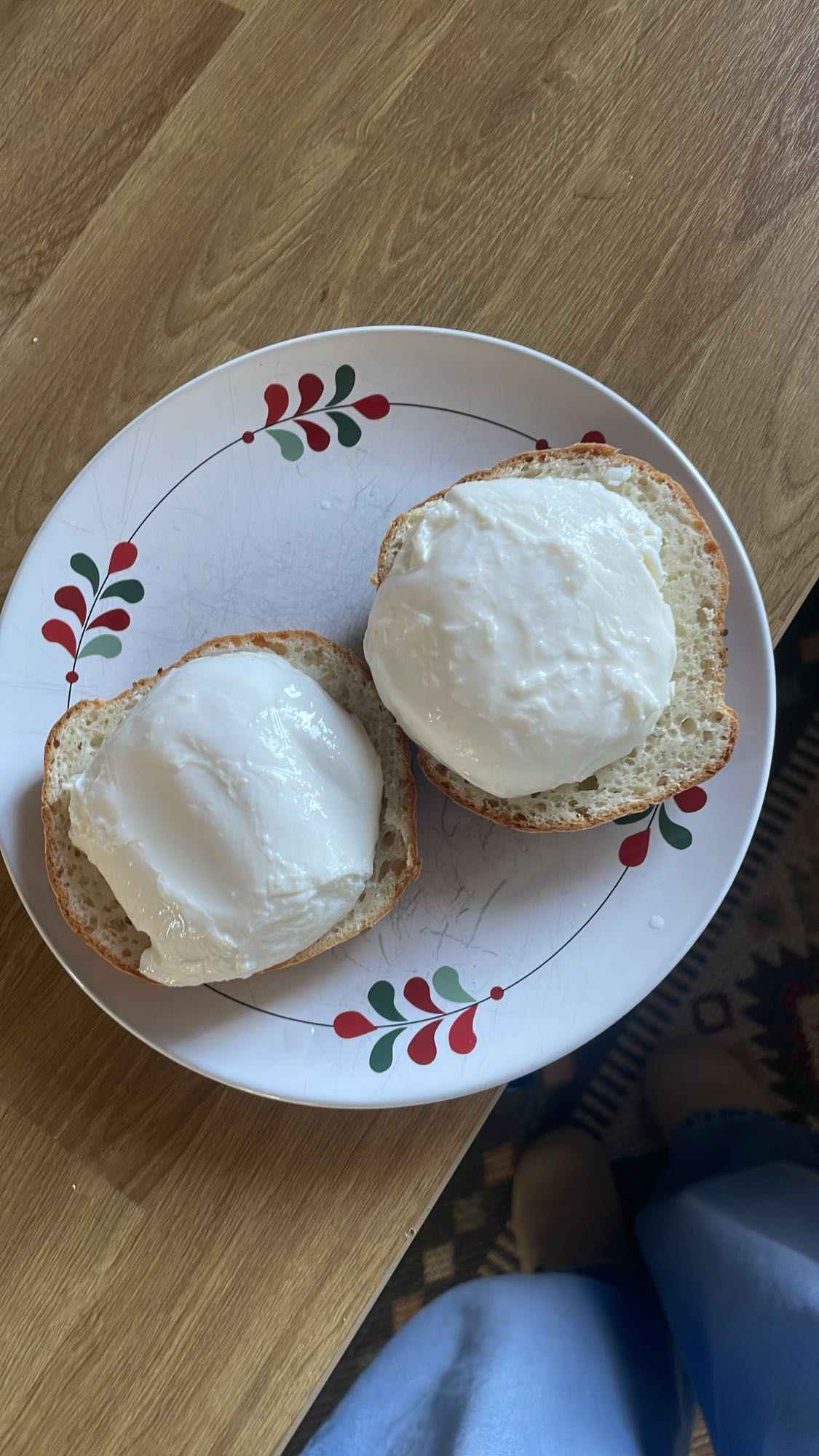 Bułki z sera białego i mąki orkiszowej z mozzarellą