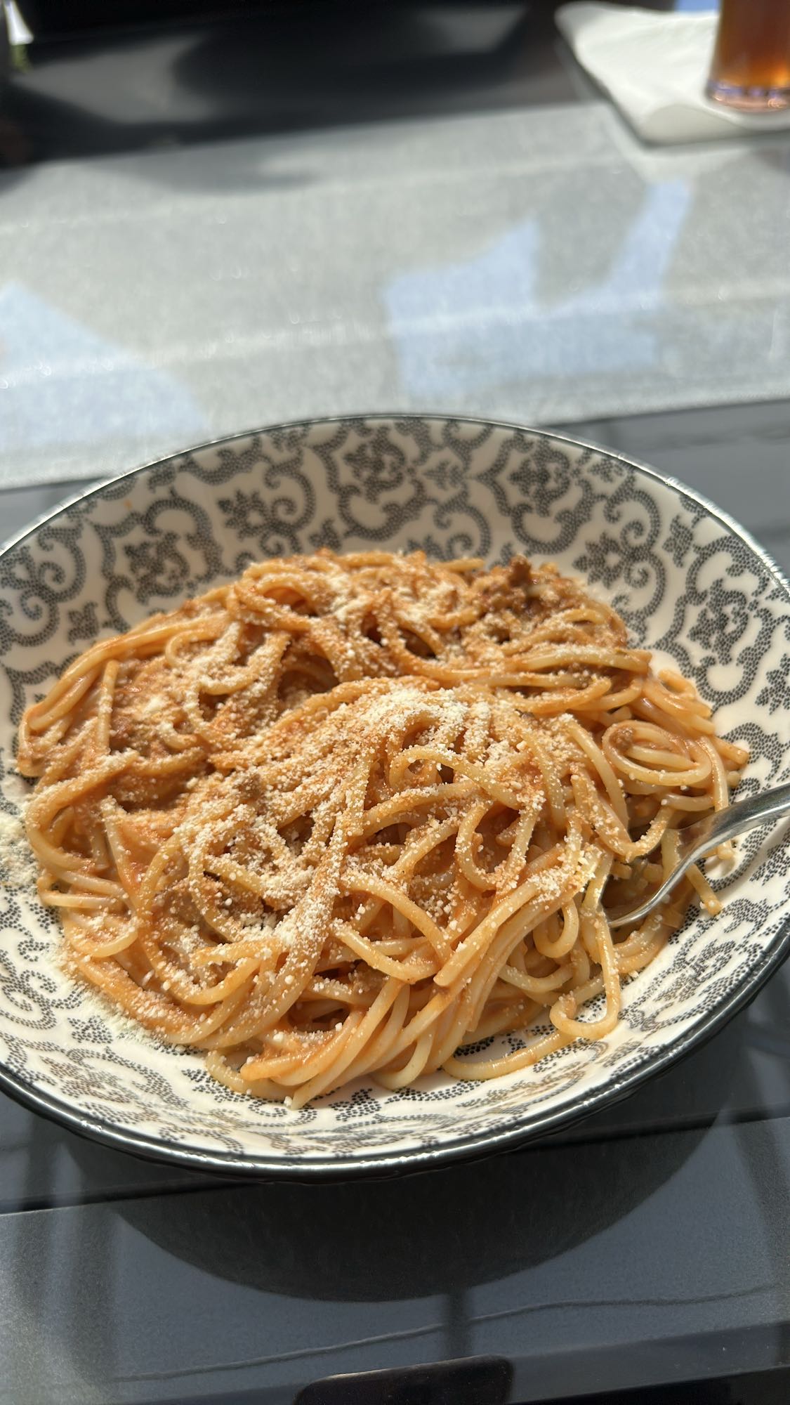 Spaghetti mit Tomatensoße