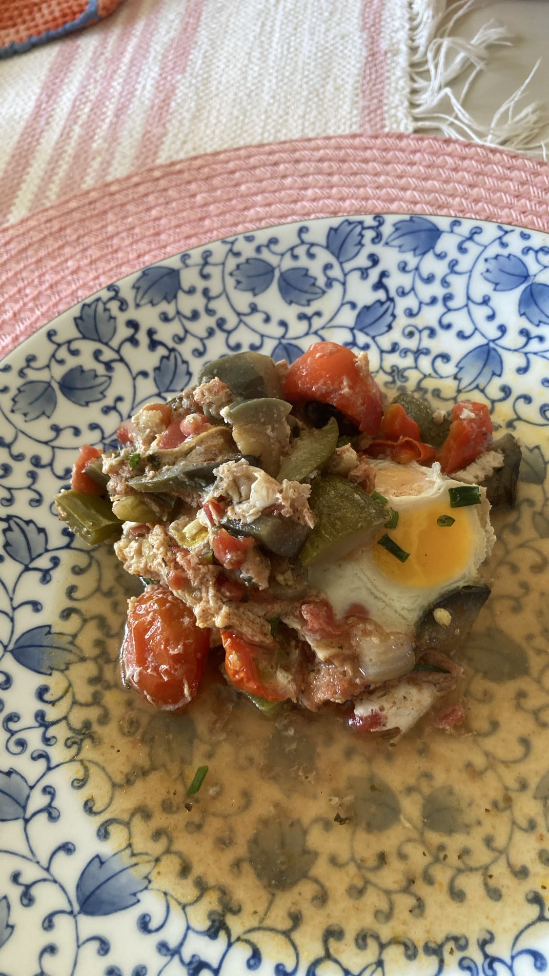 Grönsaksgryta med ägg