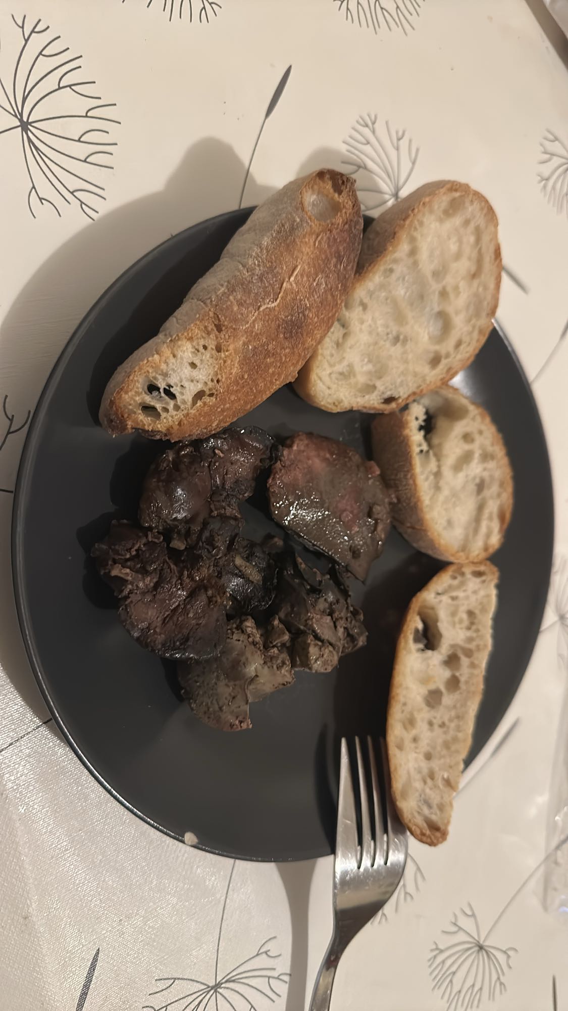 Bread with Chicken Liver