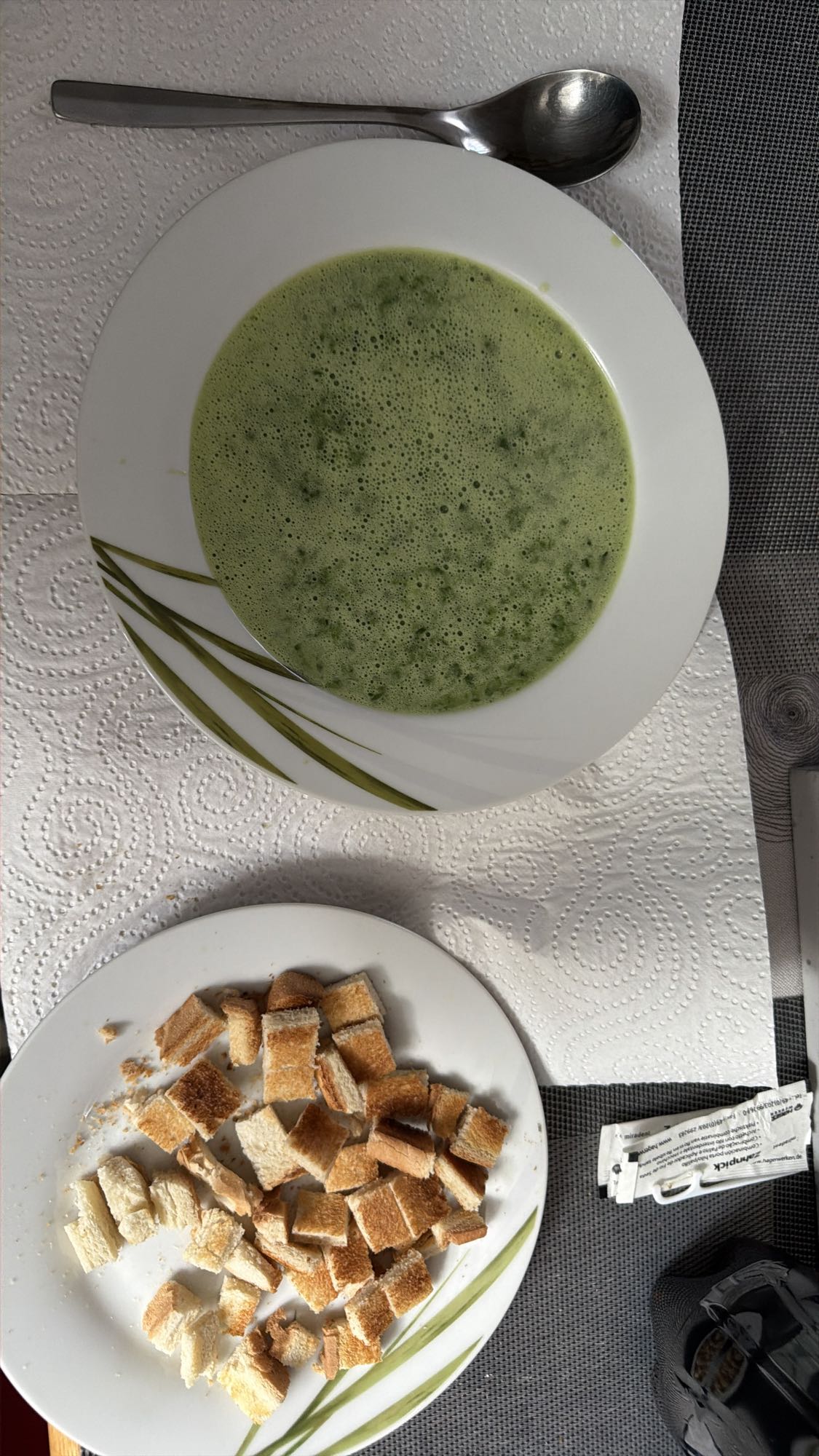 Grüne Cremesuppe