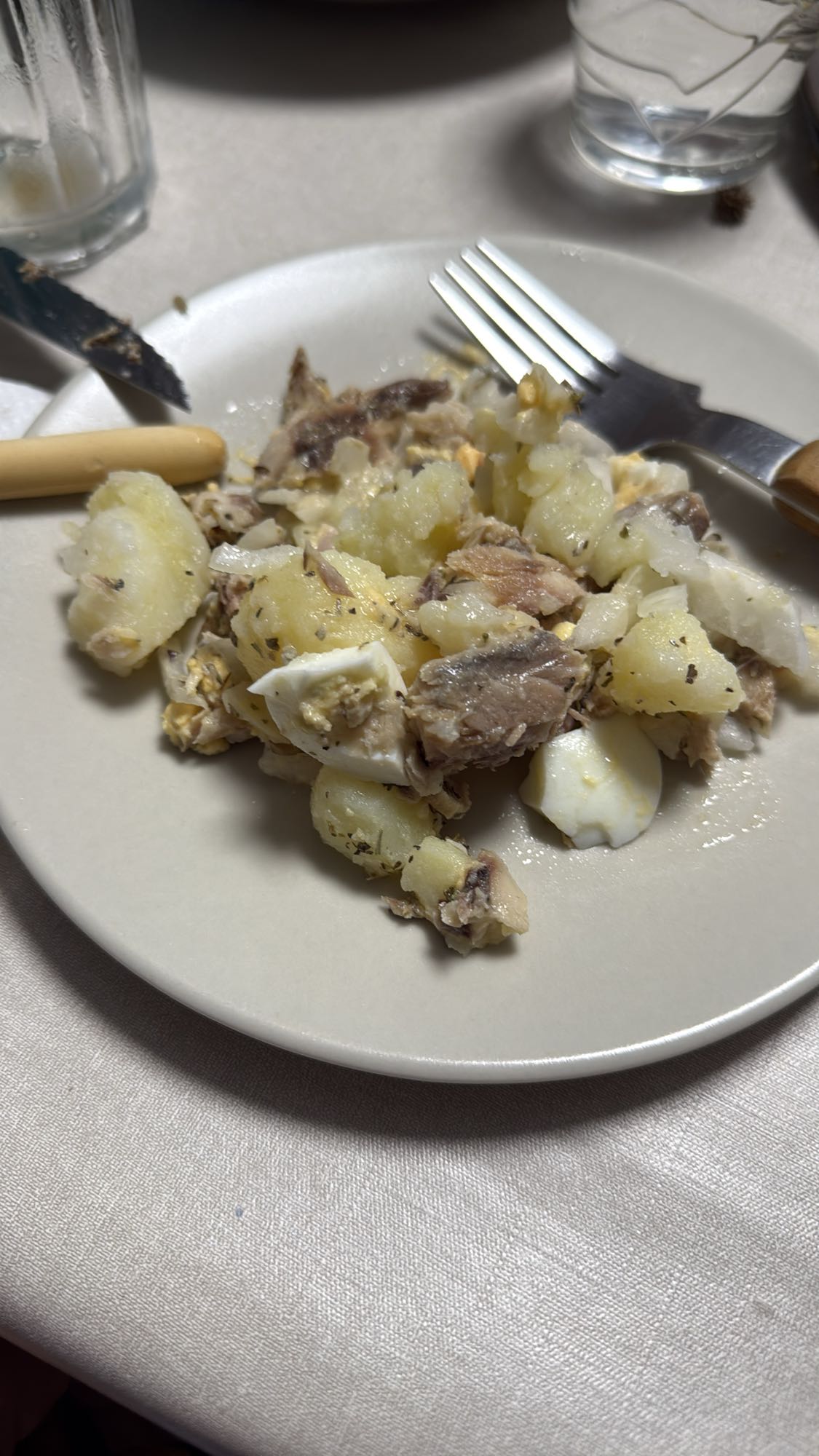 ensalada de papa y atún