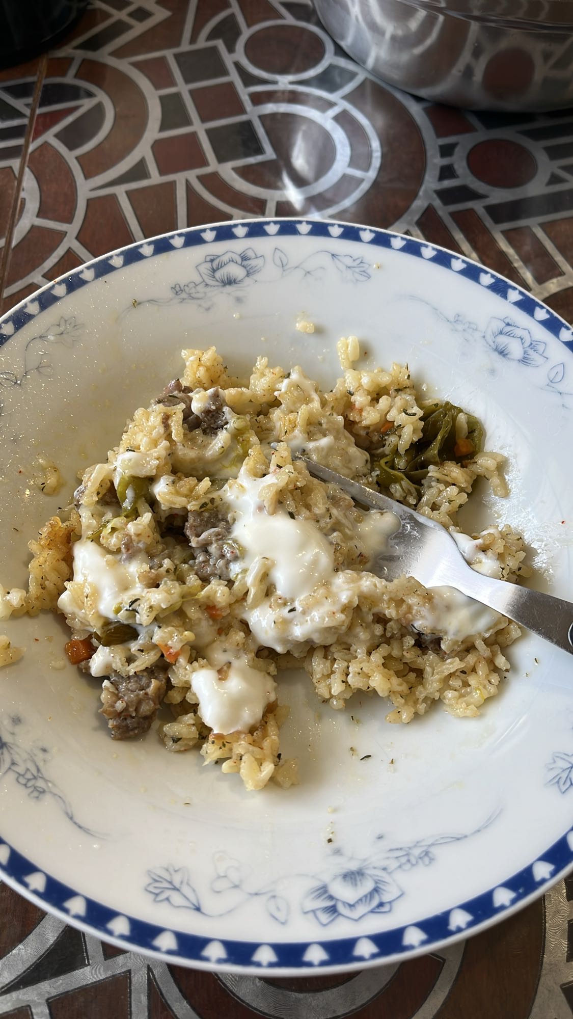 Ориз с кайма и сос