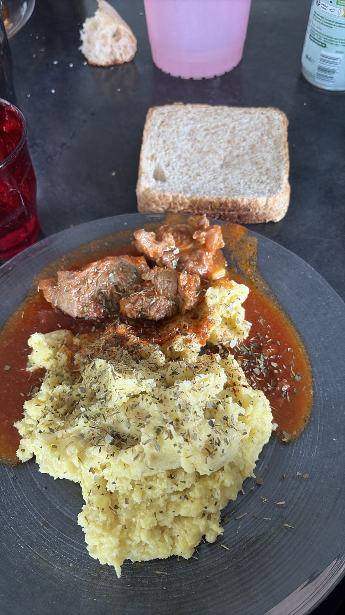 Purée viande sauce