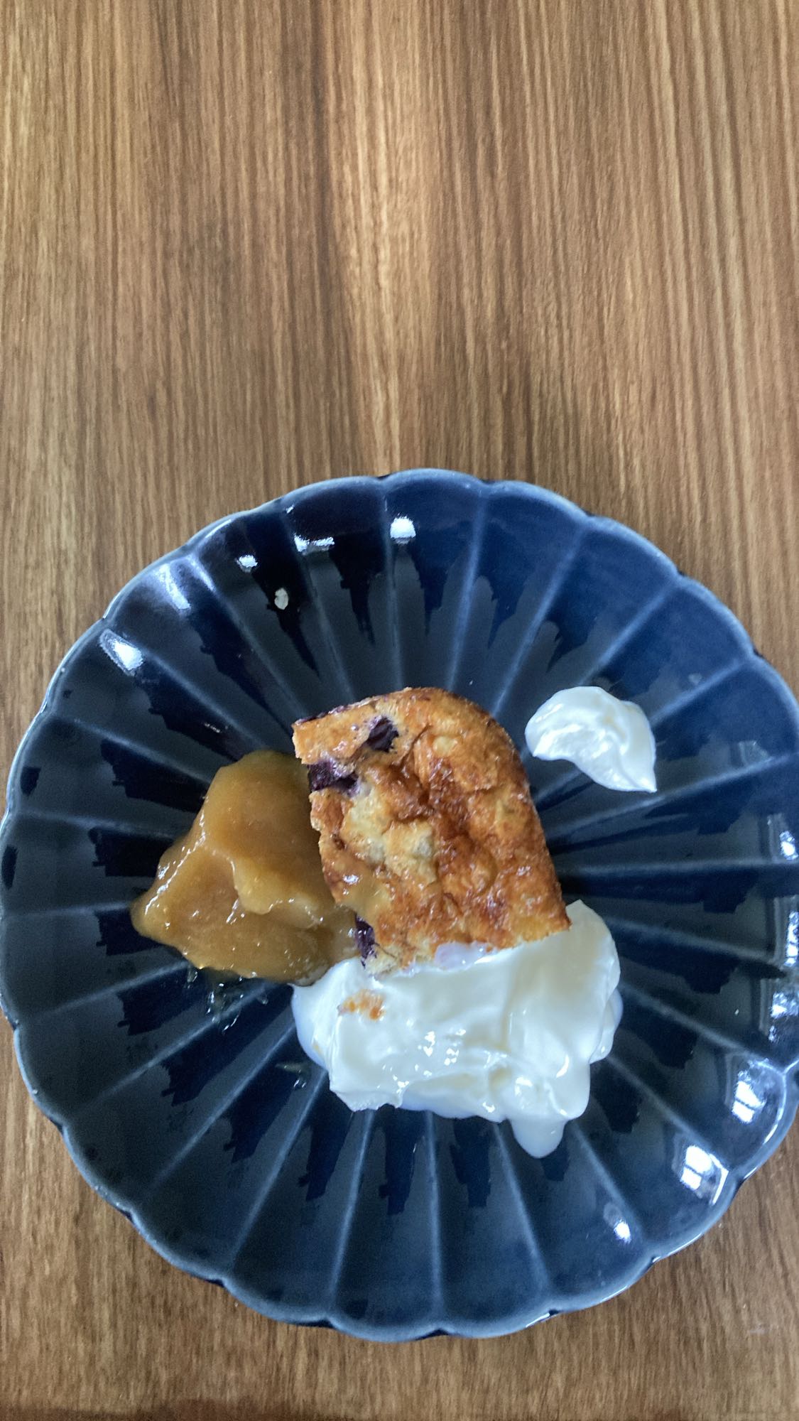 Yoghurtkaka med blåbär och yoghurt