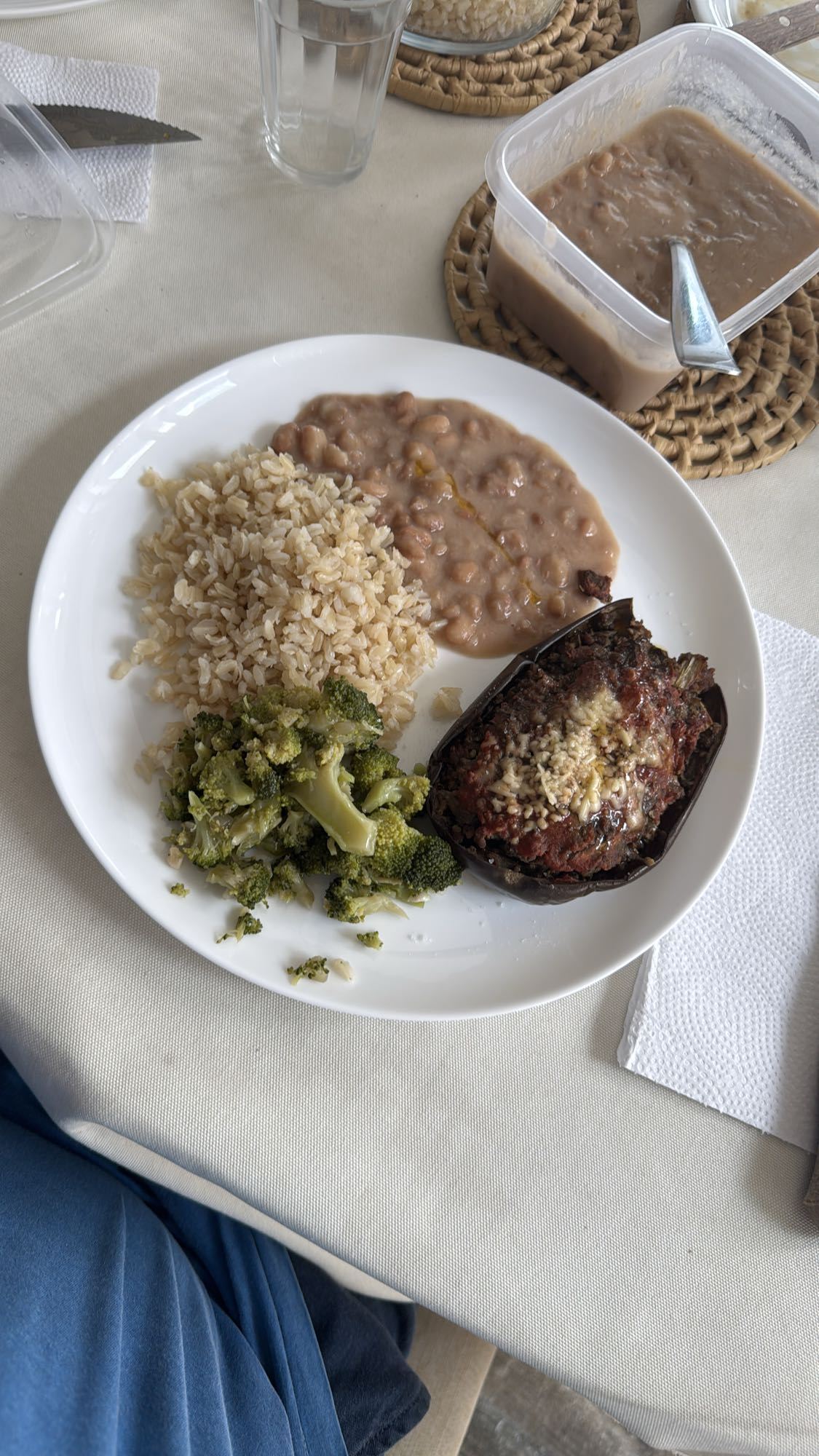 Arroz, feijão e berinjela