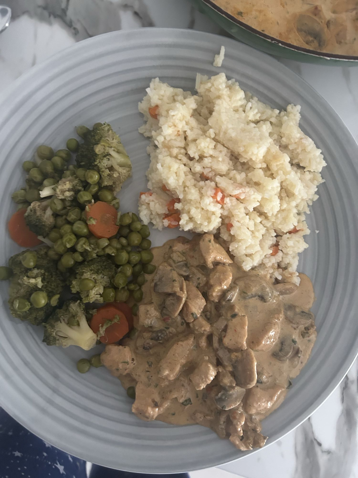 Poulet crémeux et riz