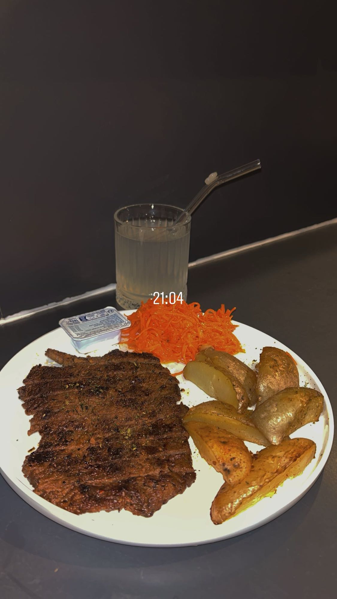 Steak pommes carottes