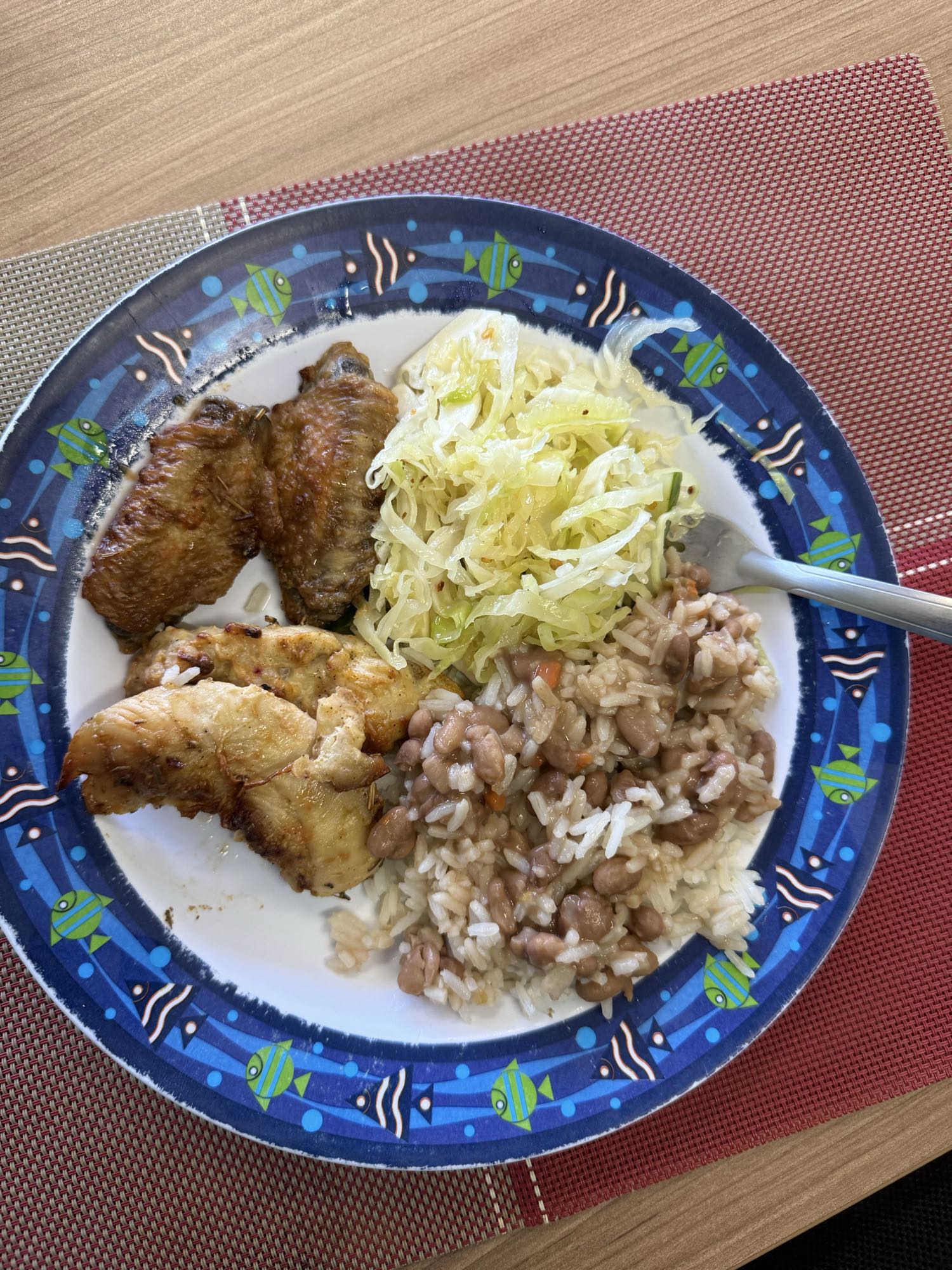Frango, arroz e feijão