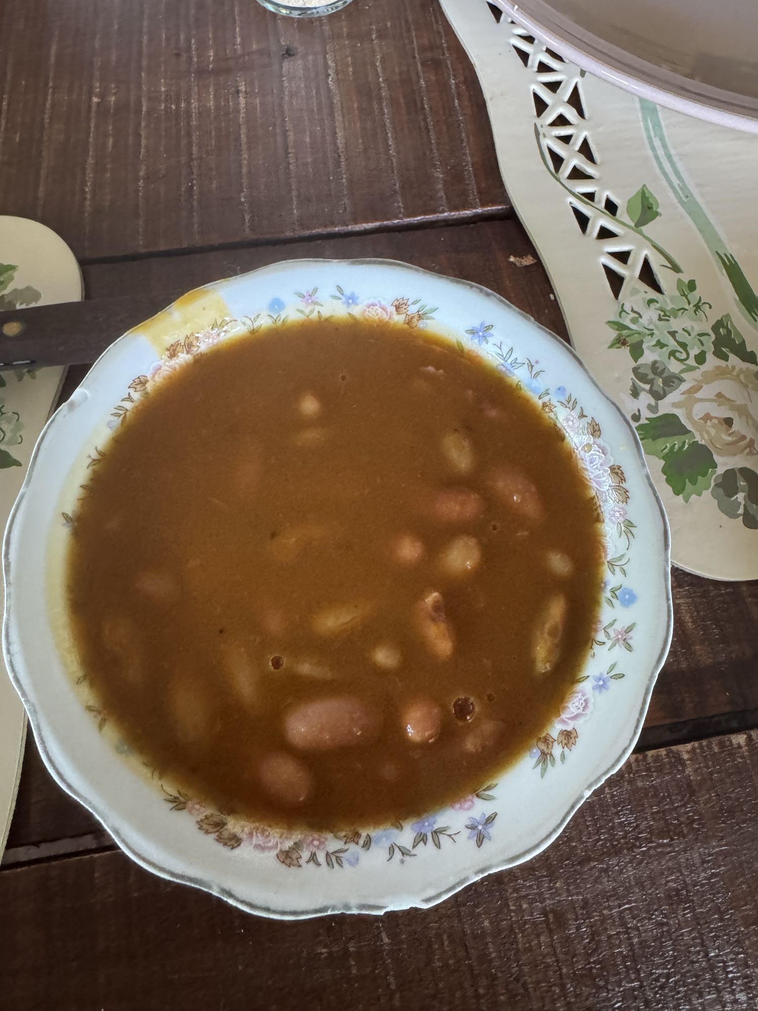 sopa de frijoles