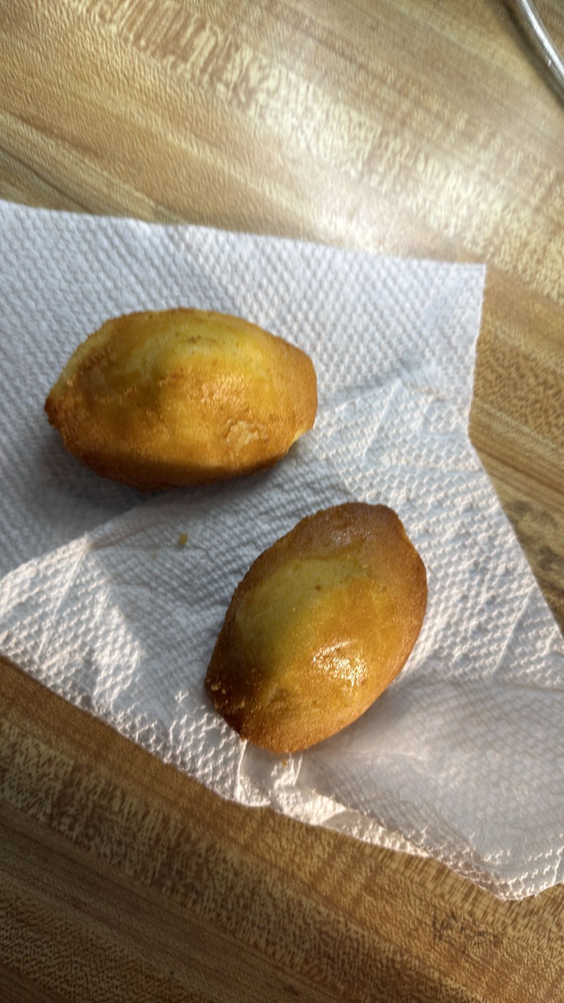 2 madeleines