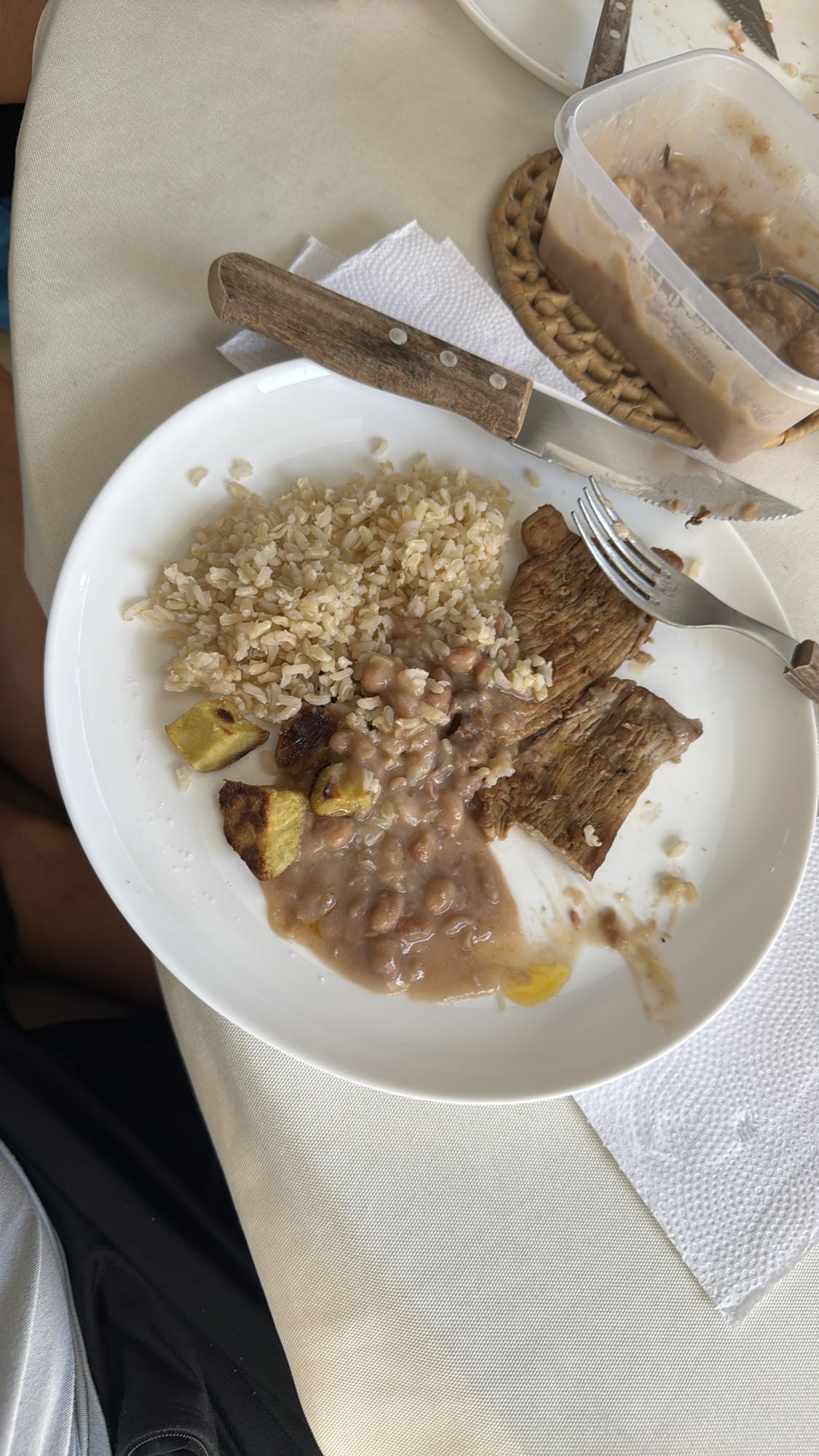 Arroz, feijão e carne