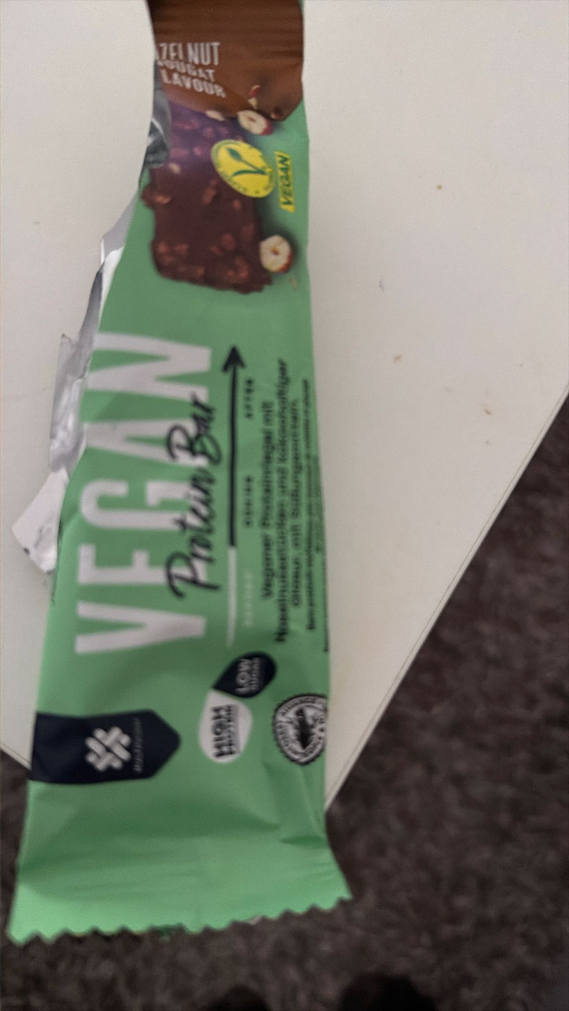 Veganer Proteinriegel