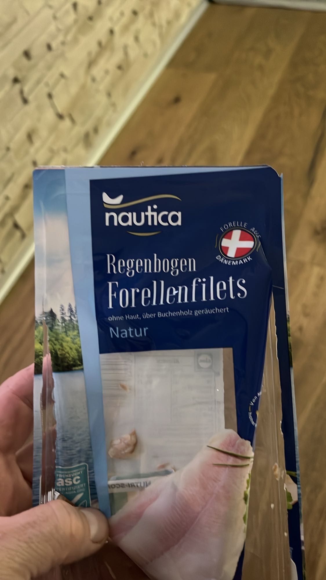 Wędzony filet z pstrąga