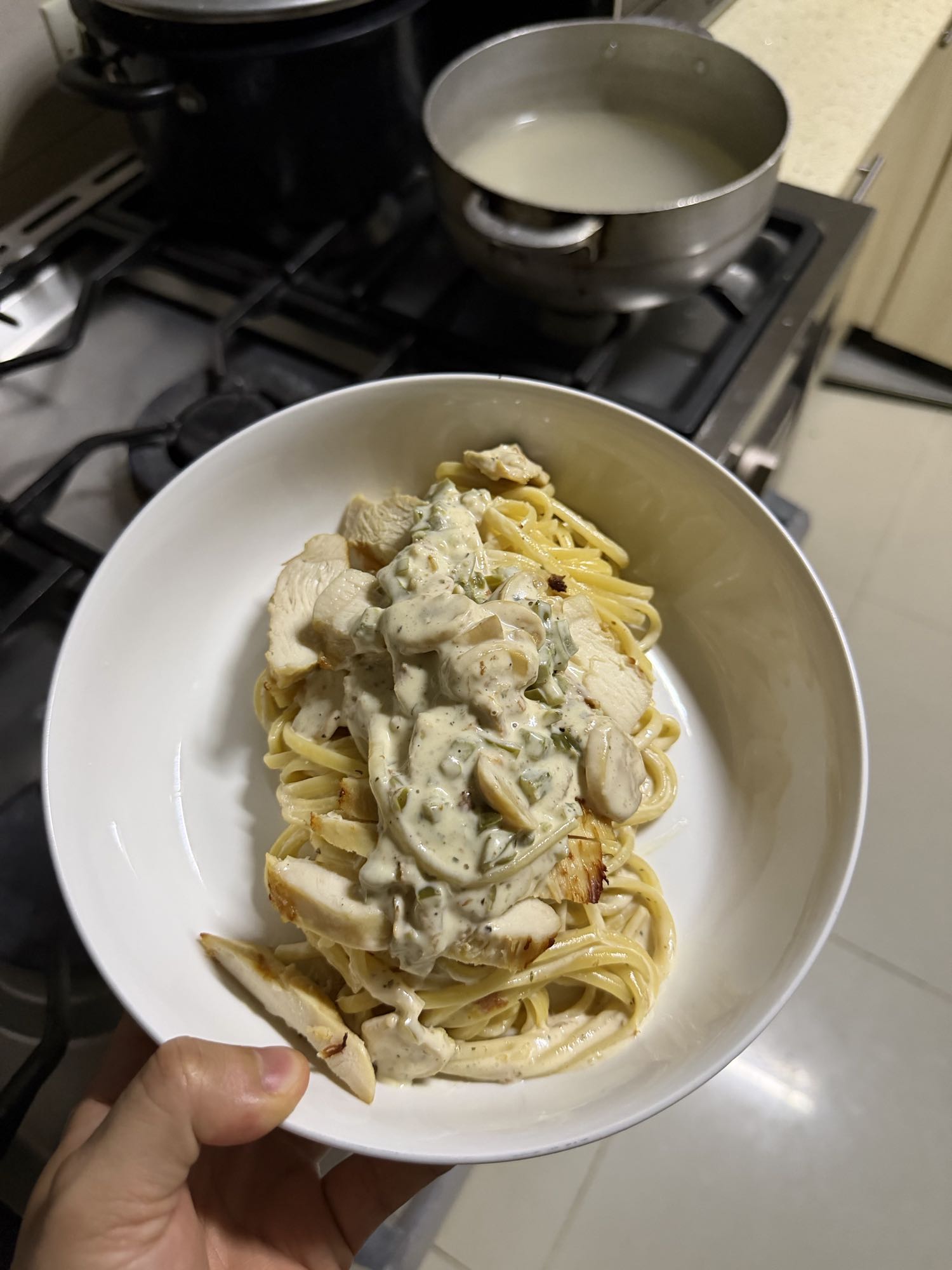 pasta cremosa con pollo