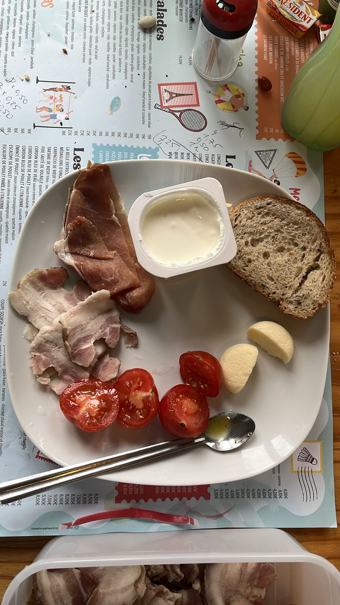 Assiette jambon yaourt