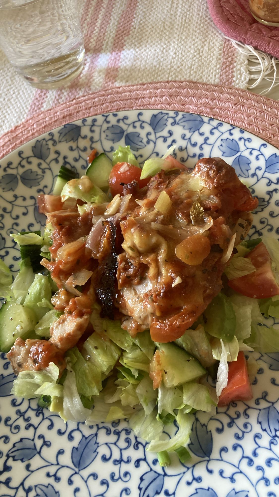 Kyckling med sallad