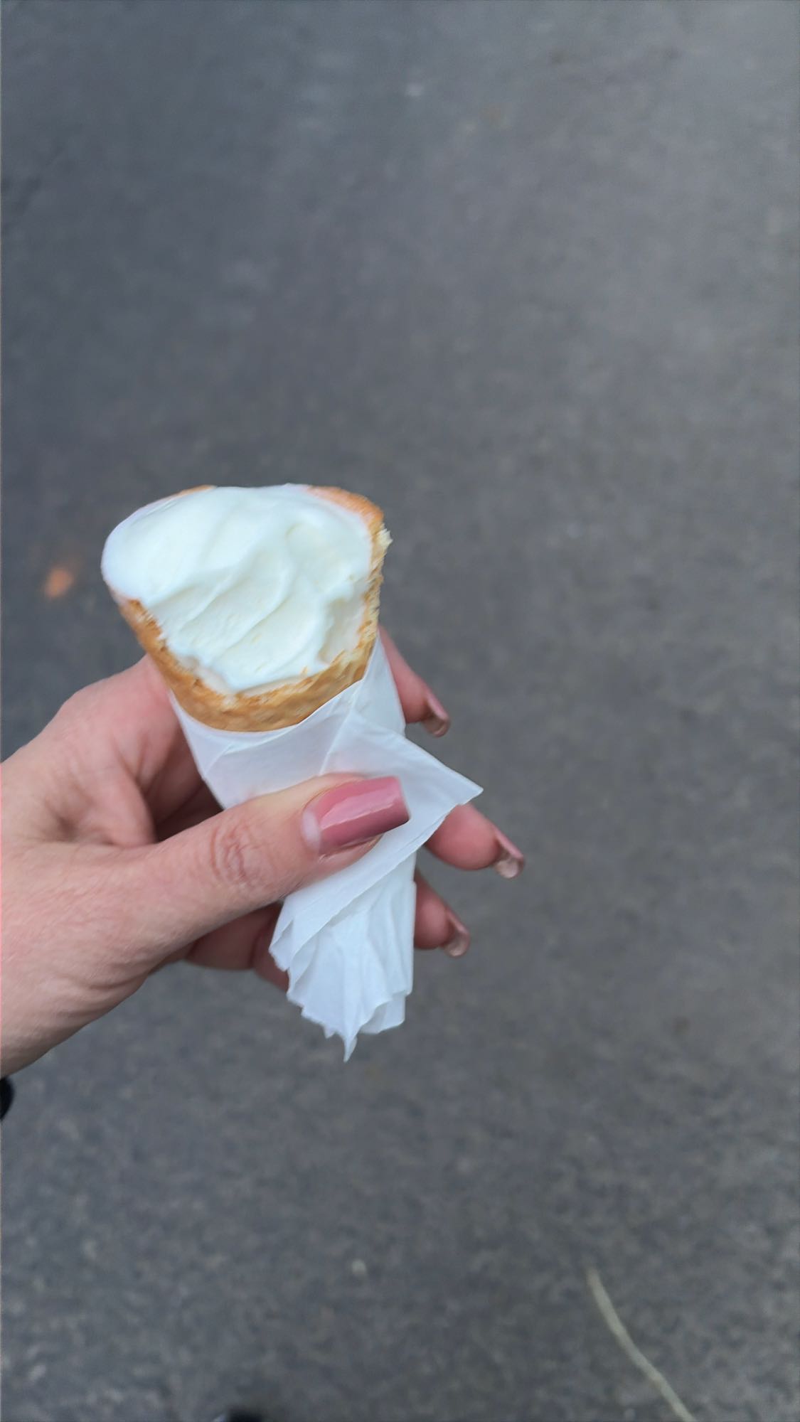 Inghetata la cornet