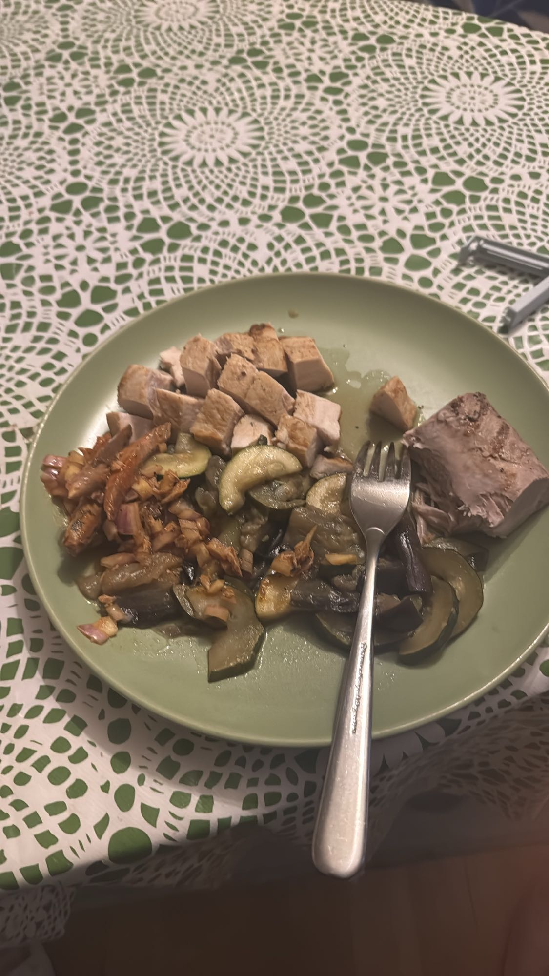 Kyckling med zucchini