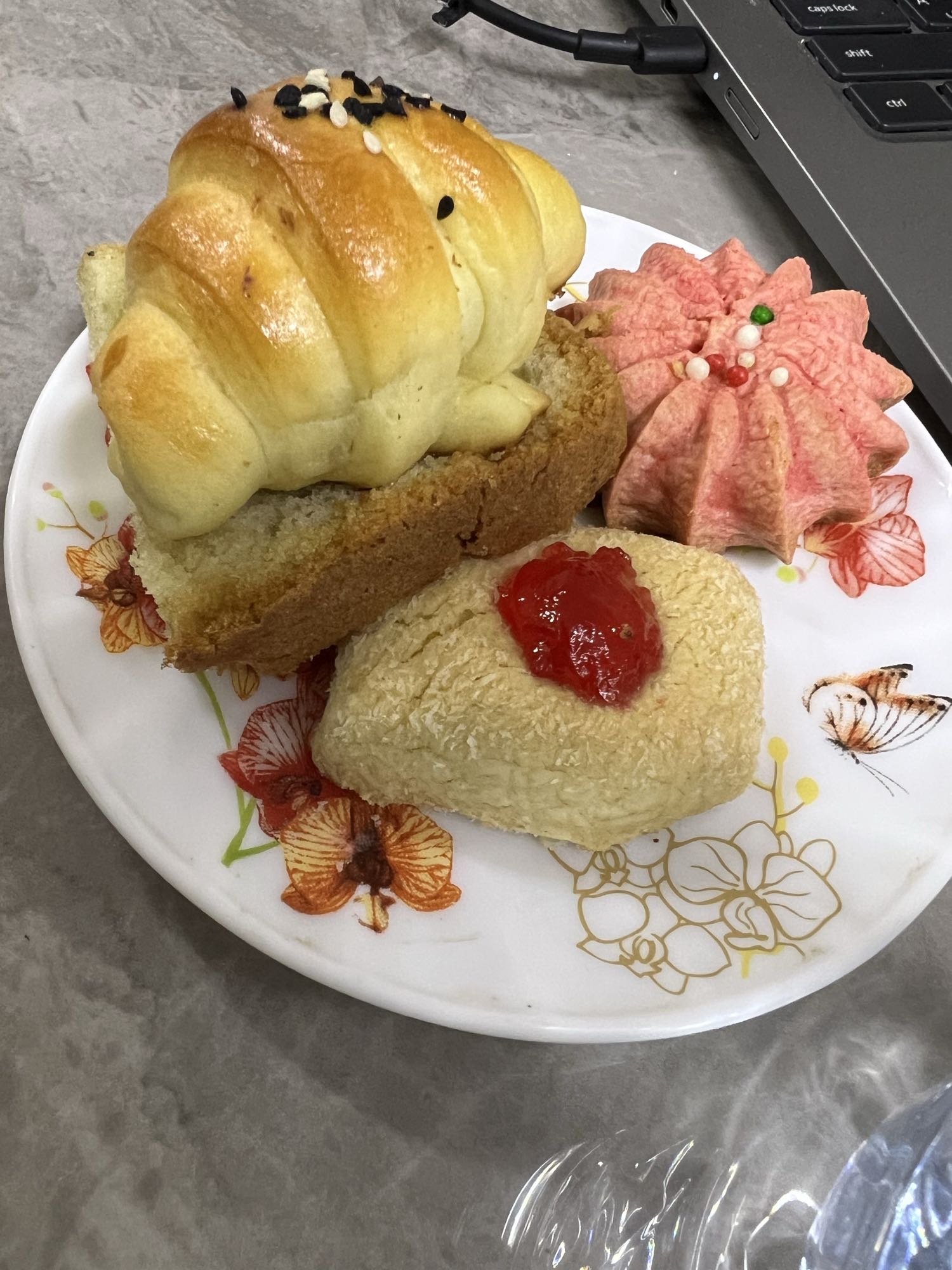 Sweet Bread Plate