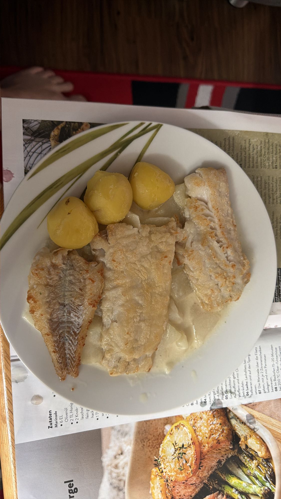 Gebratener Fisch mit Kartoffeln