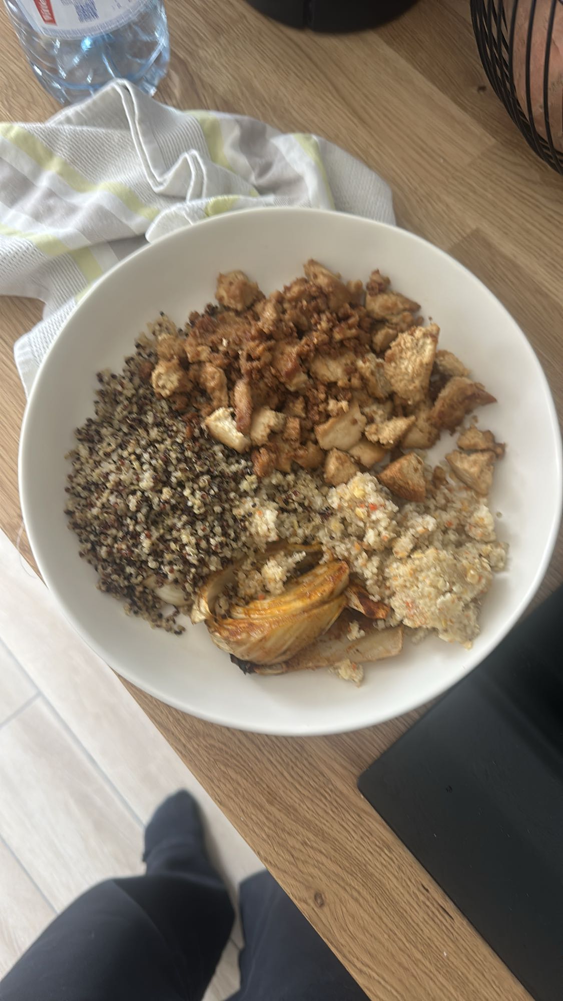 Bol quinoa tofu