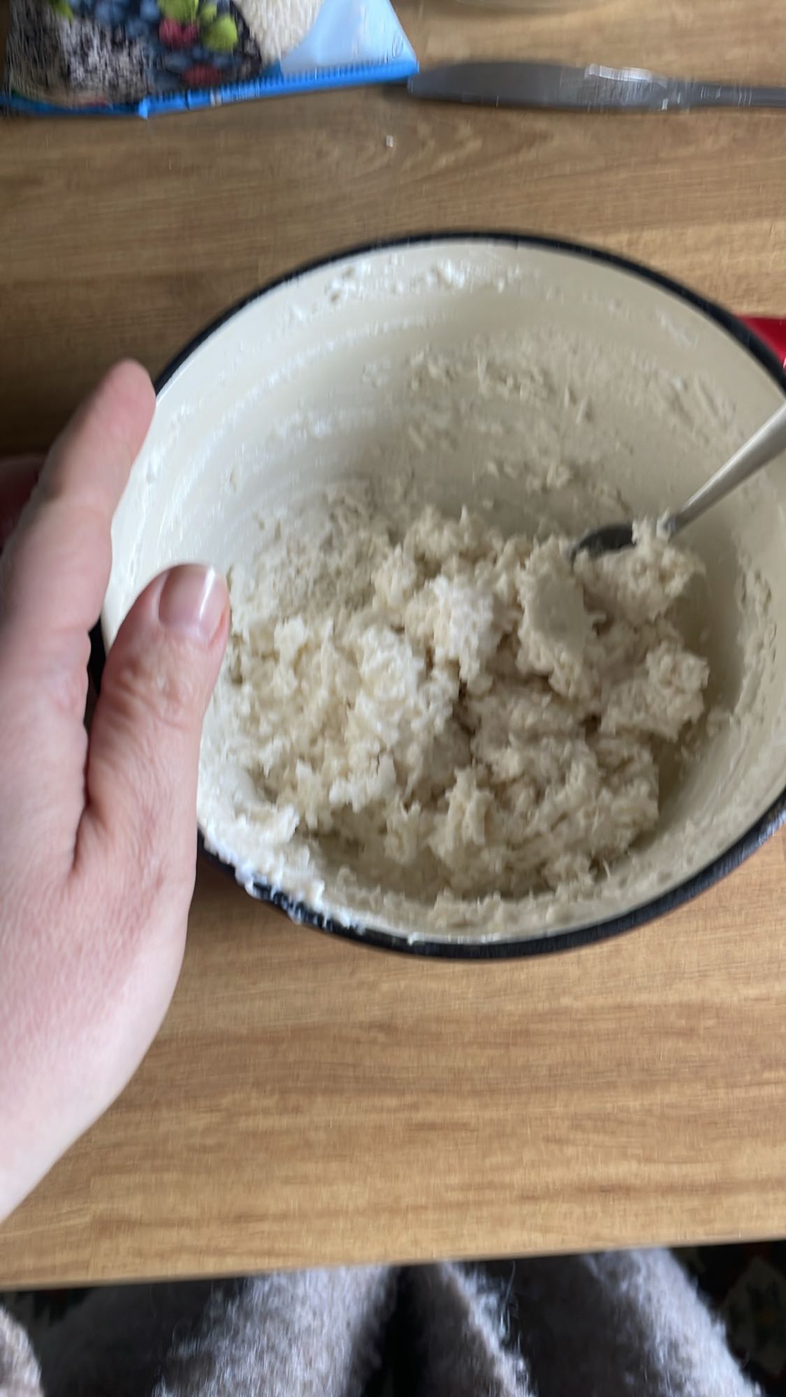Skyr z wiórkami kokosowymi i kaszą manną