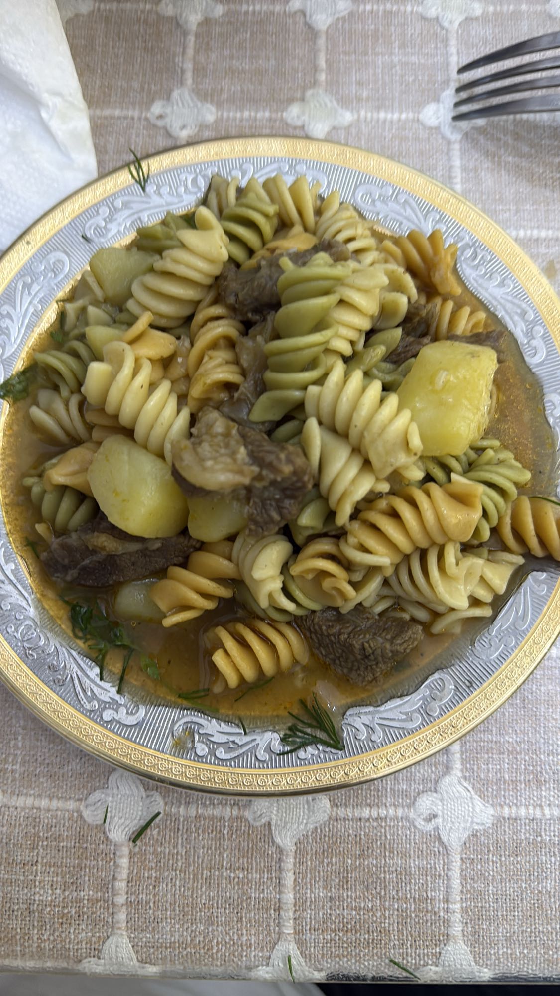 Макароны с мясом и картофелем