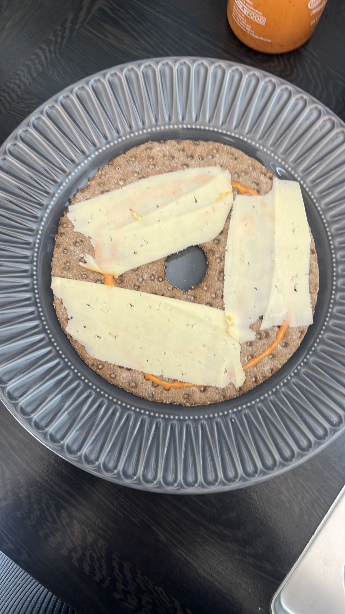 Knäckebröd med ost