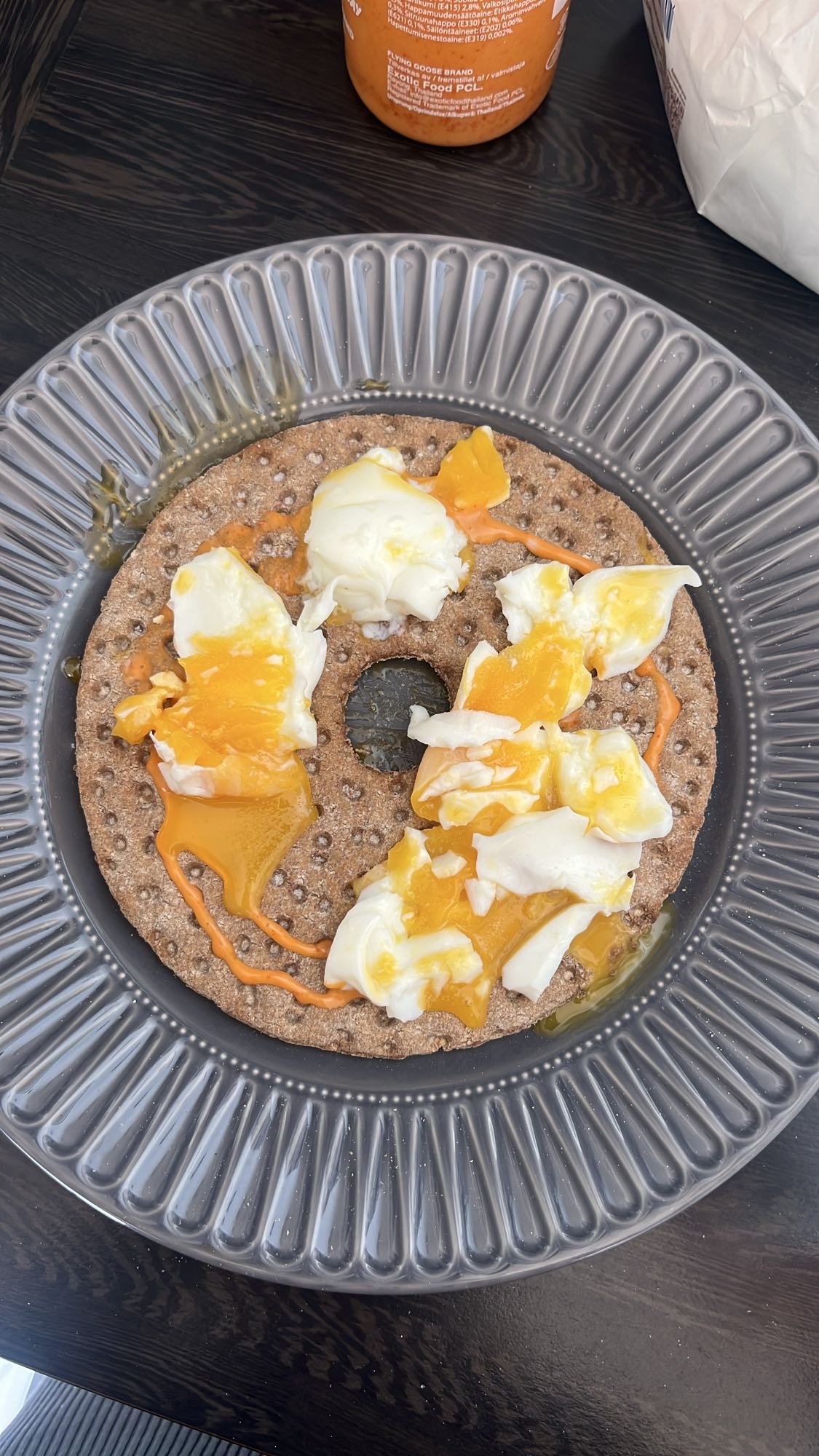 Knäckebröd med ägg