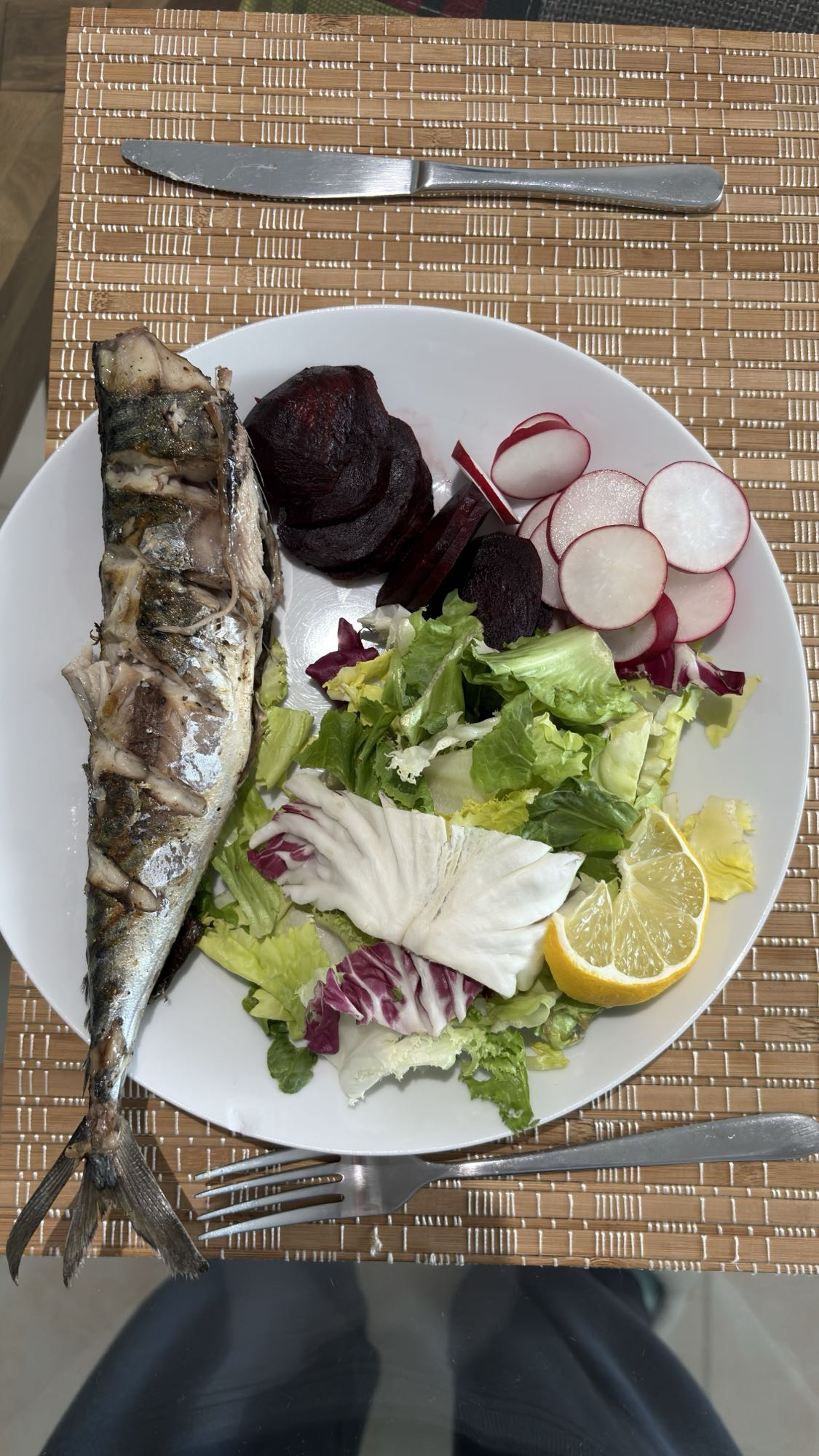Grilled Fish Salad
